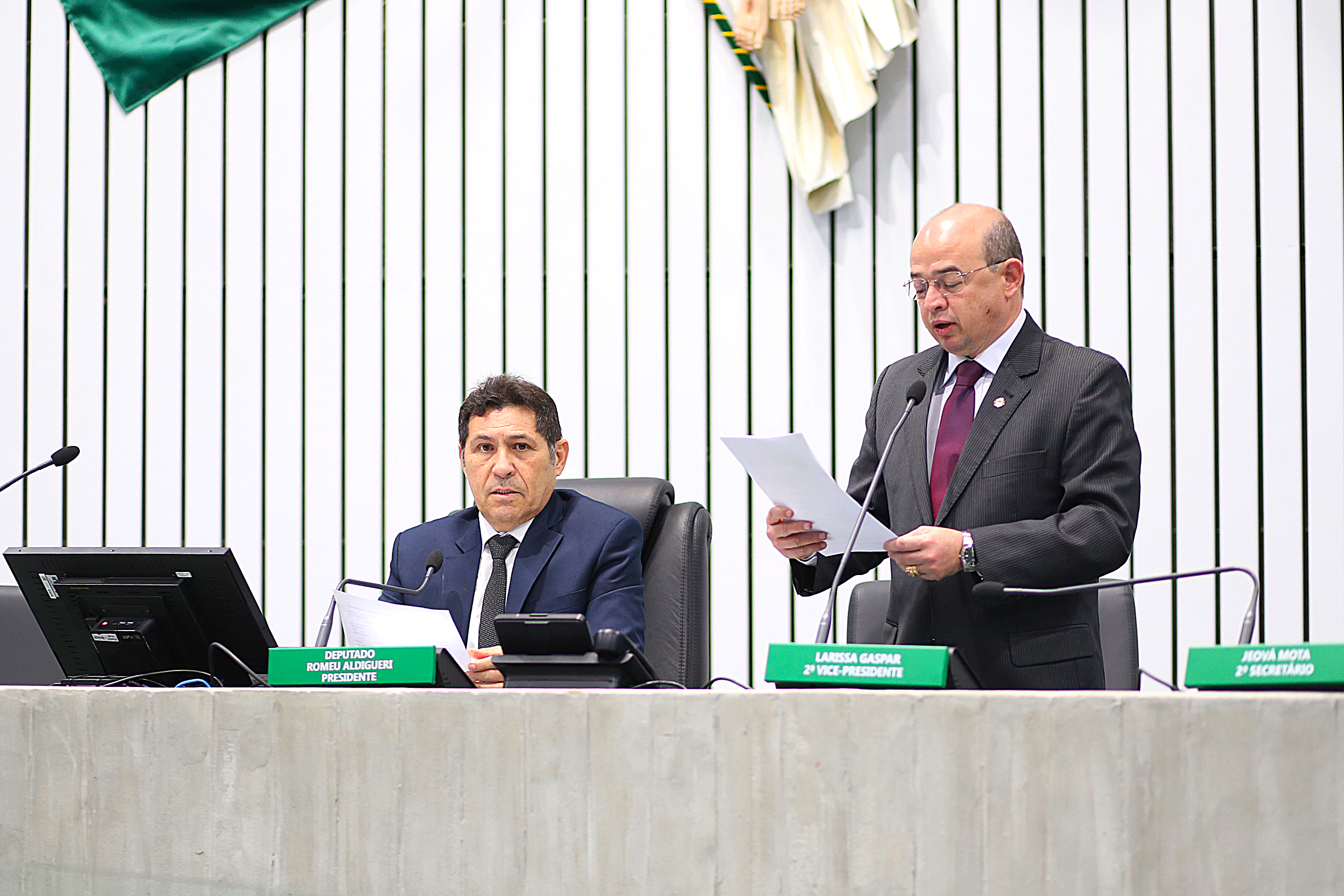 Leitura do expediente da sessão legislativa desta terça-feira