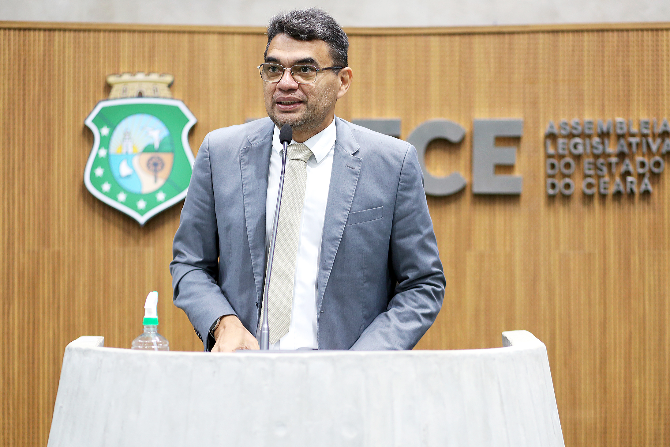 Sargento Reginauro aponta defasagem em reajuste salarial de servidores