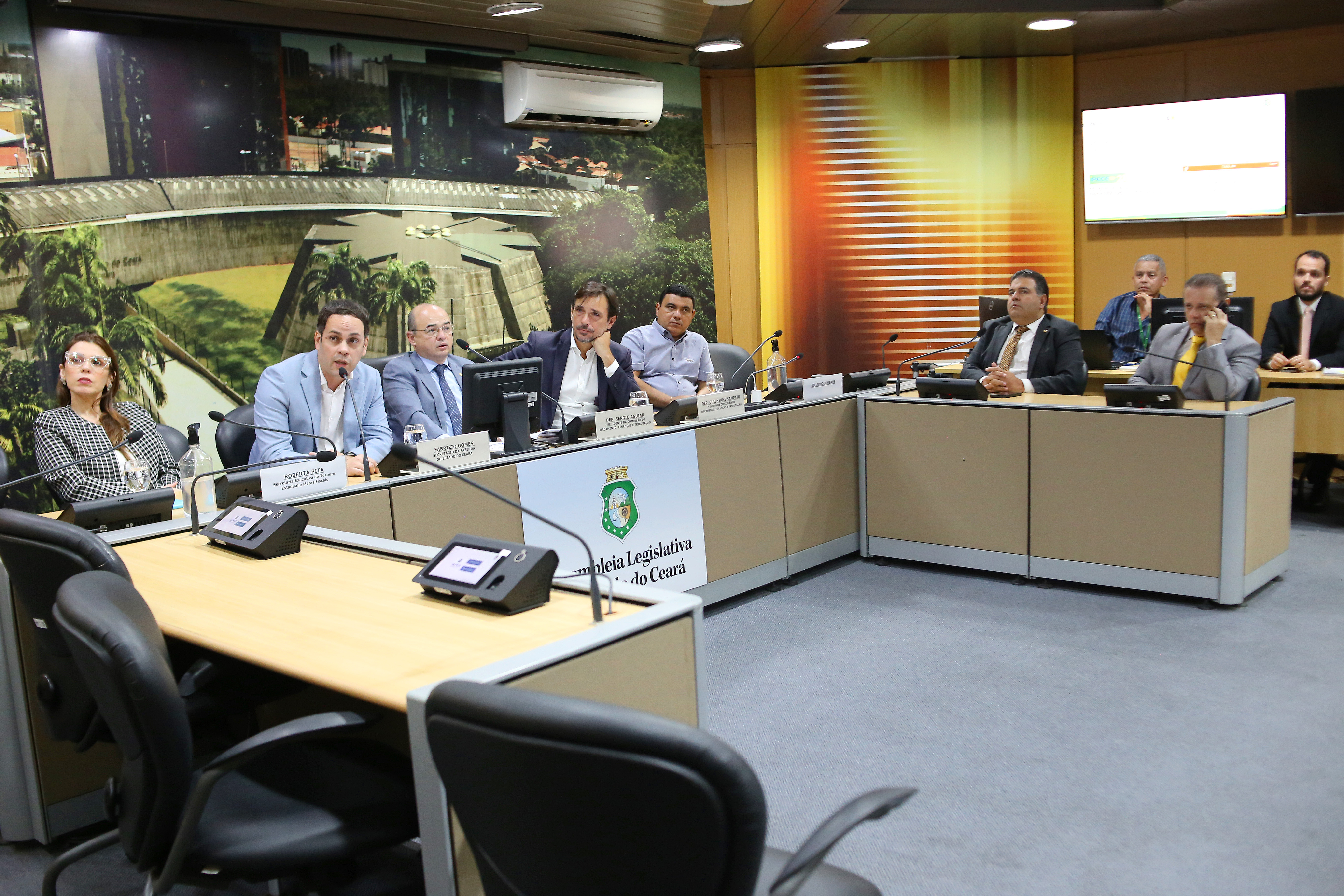 Secretário da Fazenda Fabrizio Gomes apresenta metas fiscais do Estado na Comissão de Orçamento, Finanças e Tributação apresenta