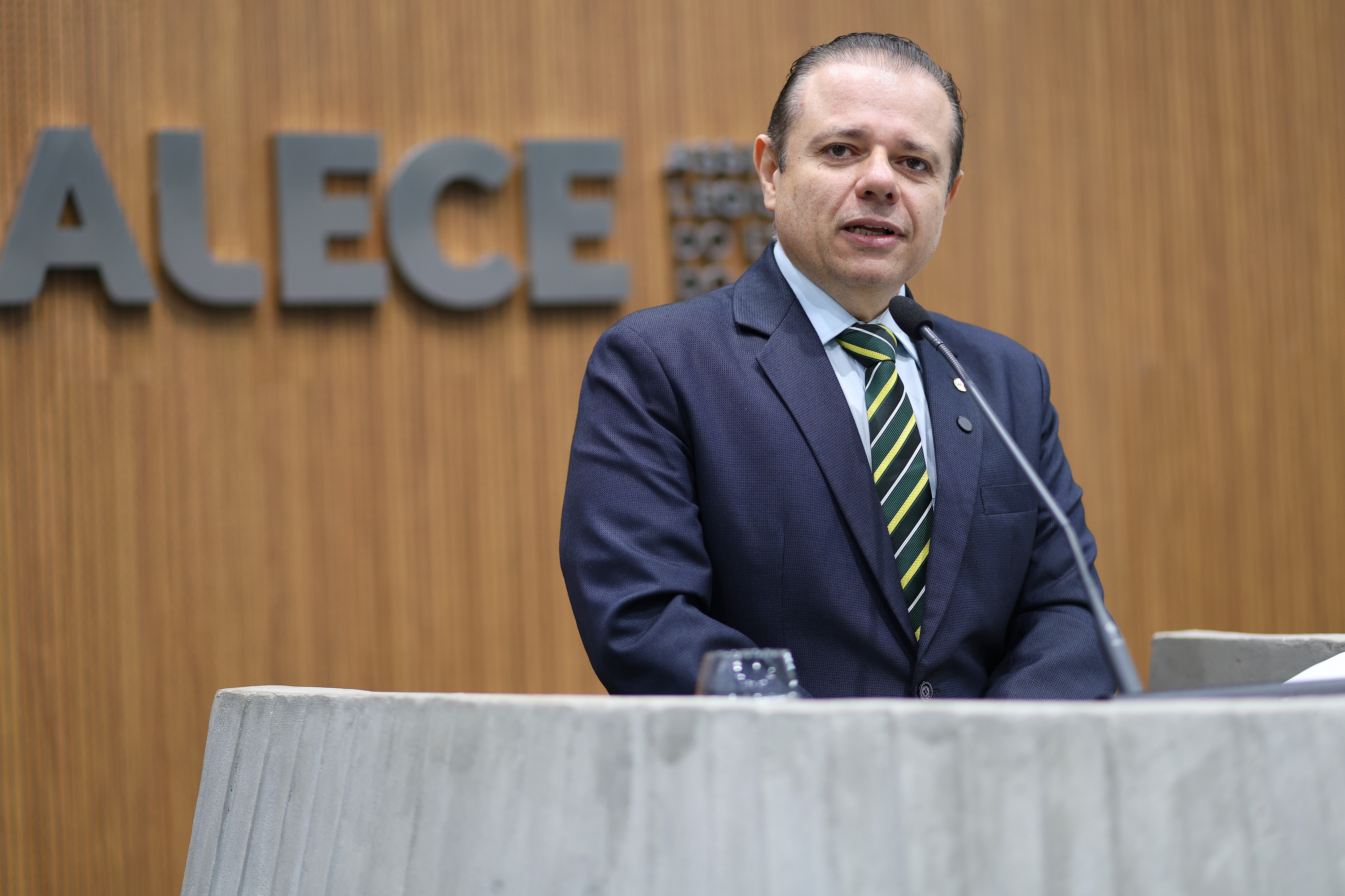 Deputado Cláudio Pinho (PDT)