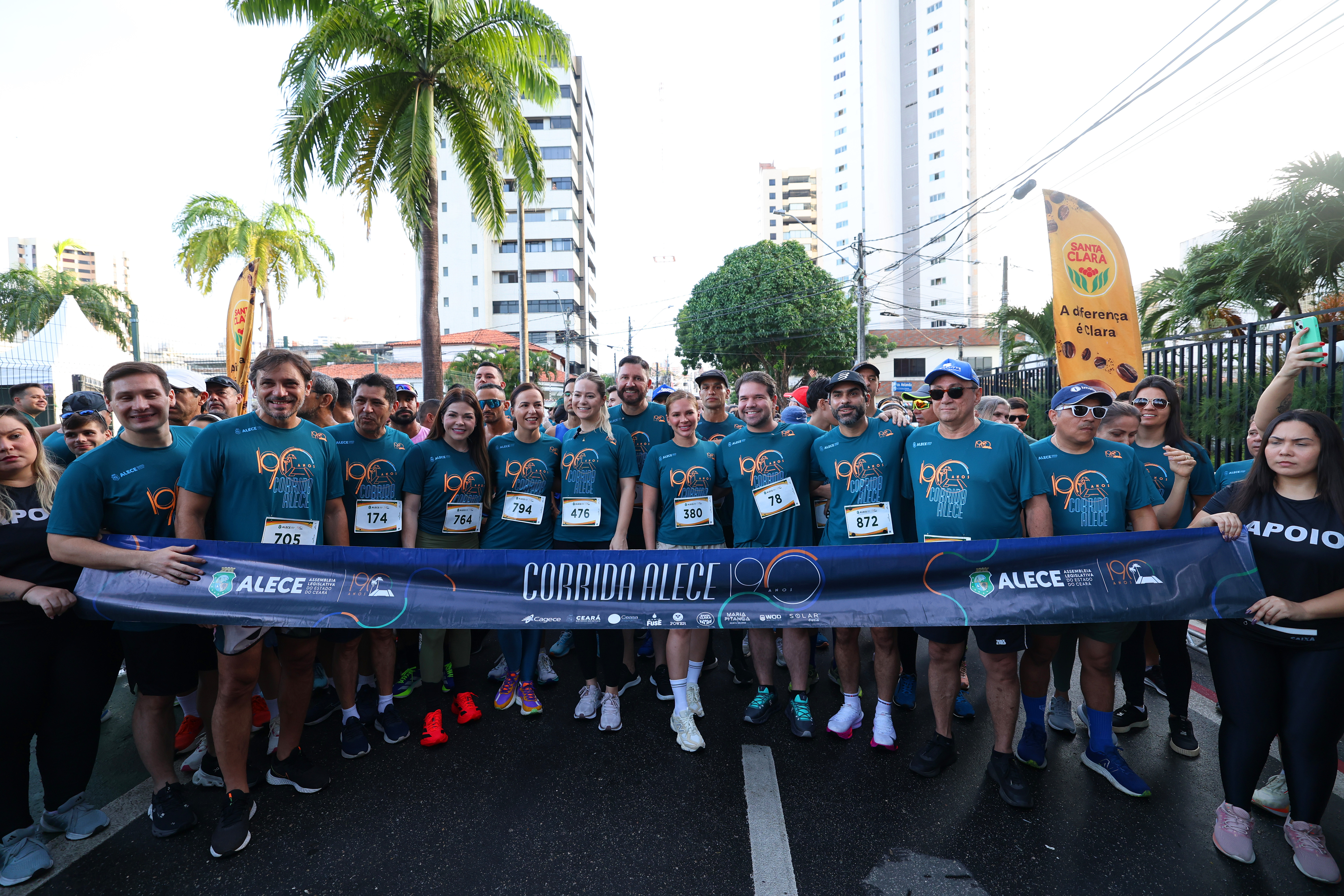 Primeira corrida de rua da Alece reuniu parlamentares e servidores em comemoração aos 190 anos da Casa do Povo