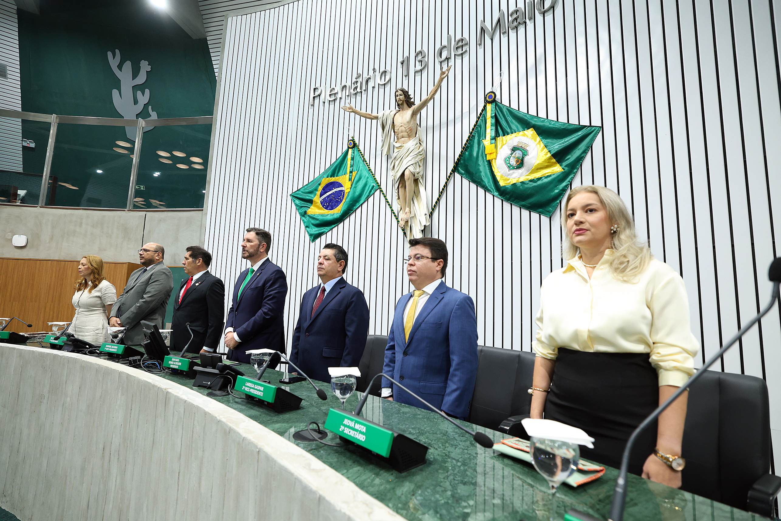 Dia do Prefeito na Alece é marcado por homenagens a chefes de executivos municipais