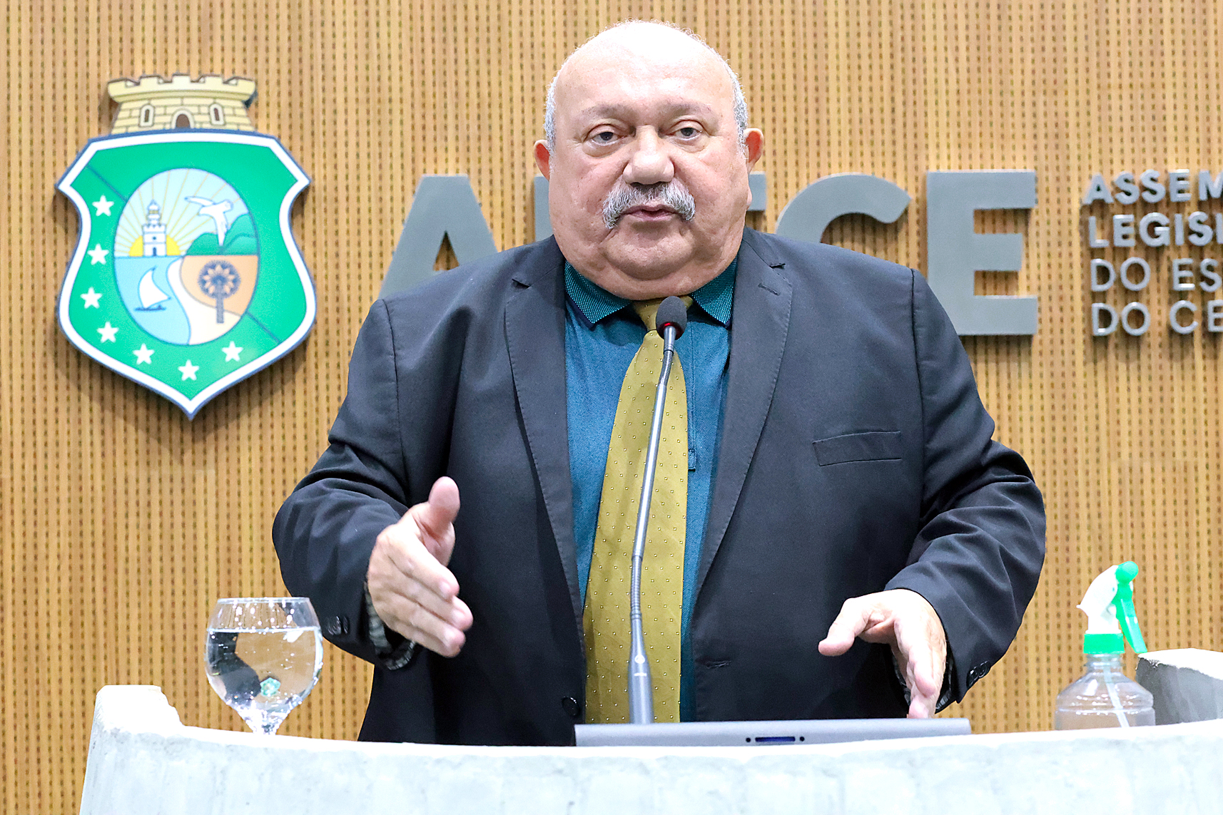 Deputado Fernando Hugo (PSD)