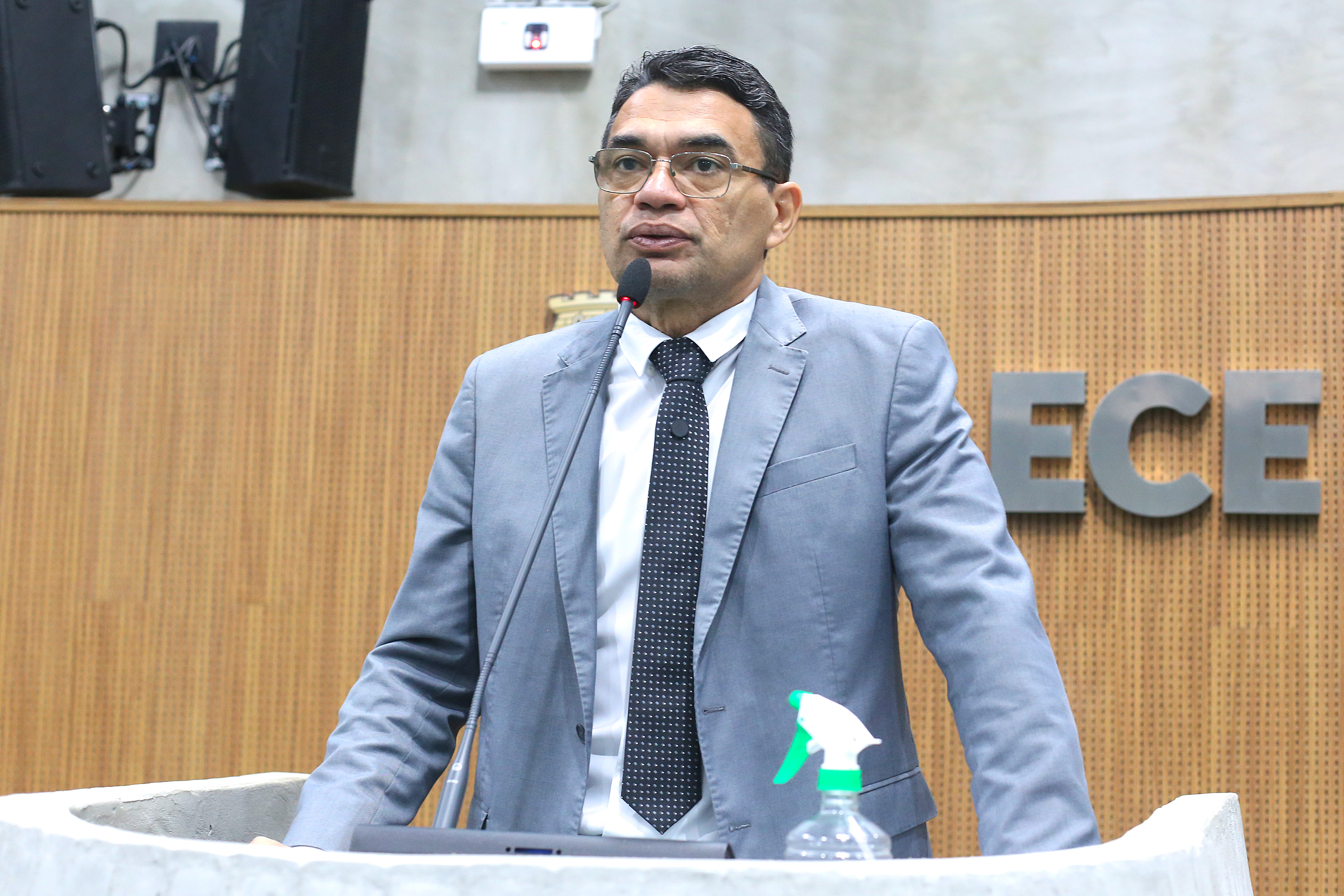 Deputado Sargento Reginauro (União)