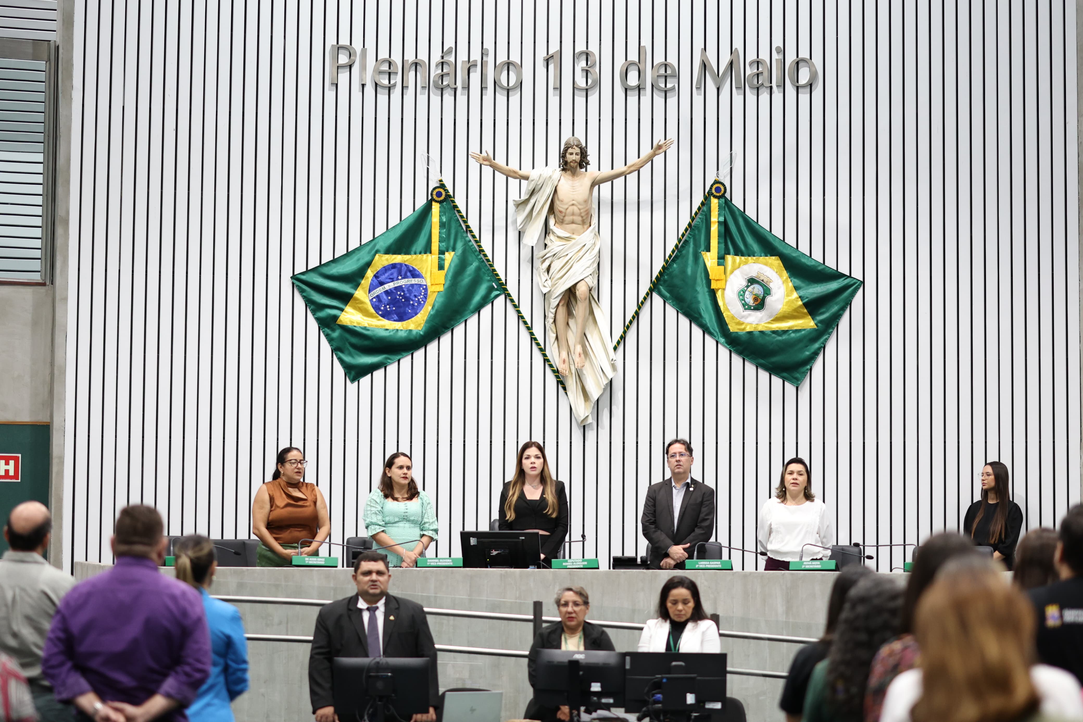 Homenagem destaca impactos positivos do curso para a saúde pública estadual