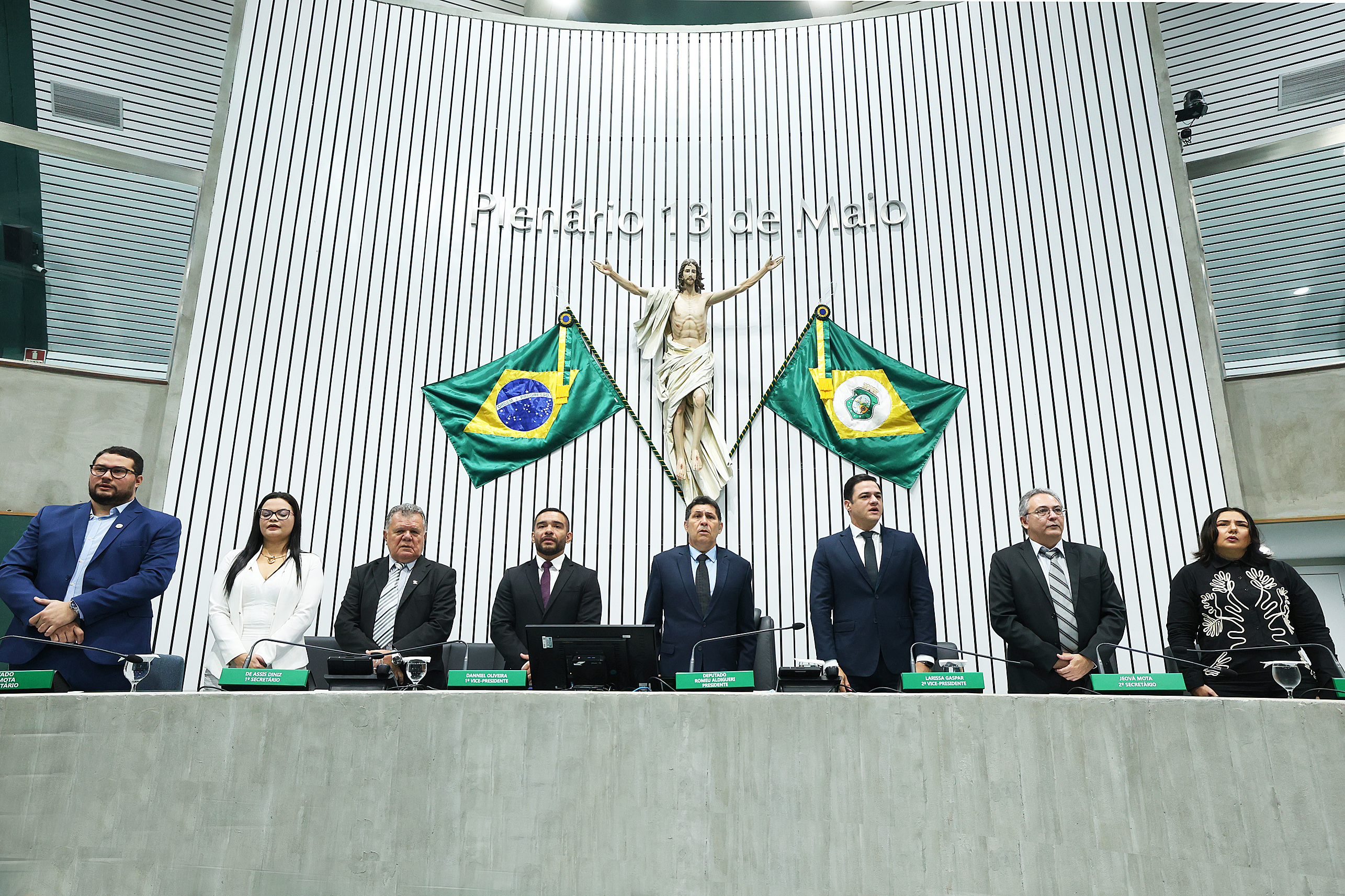 Profissionais de Contabilidade são homenageados pela Alece em solenidade