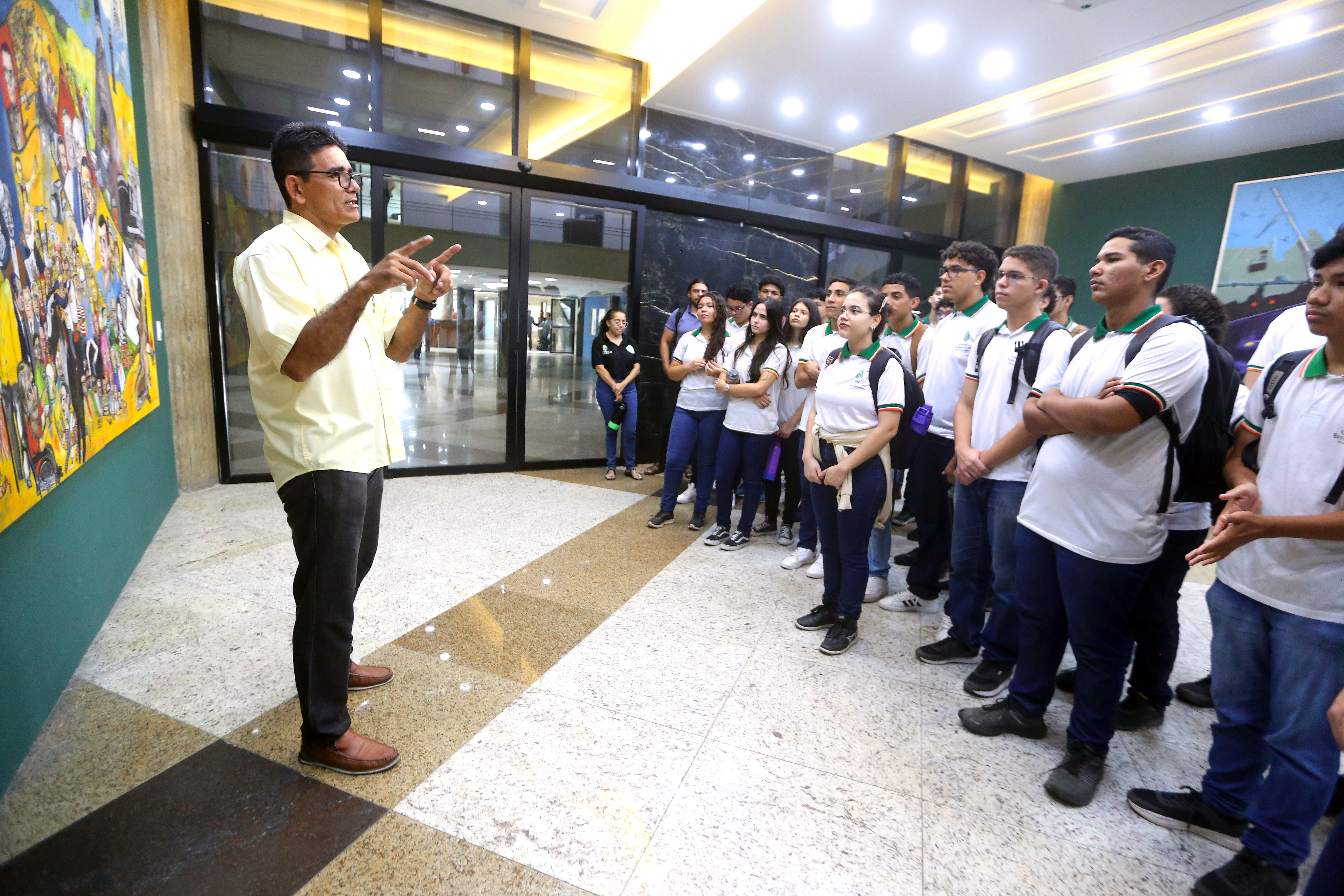 Escola Prof Walmir Antônio