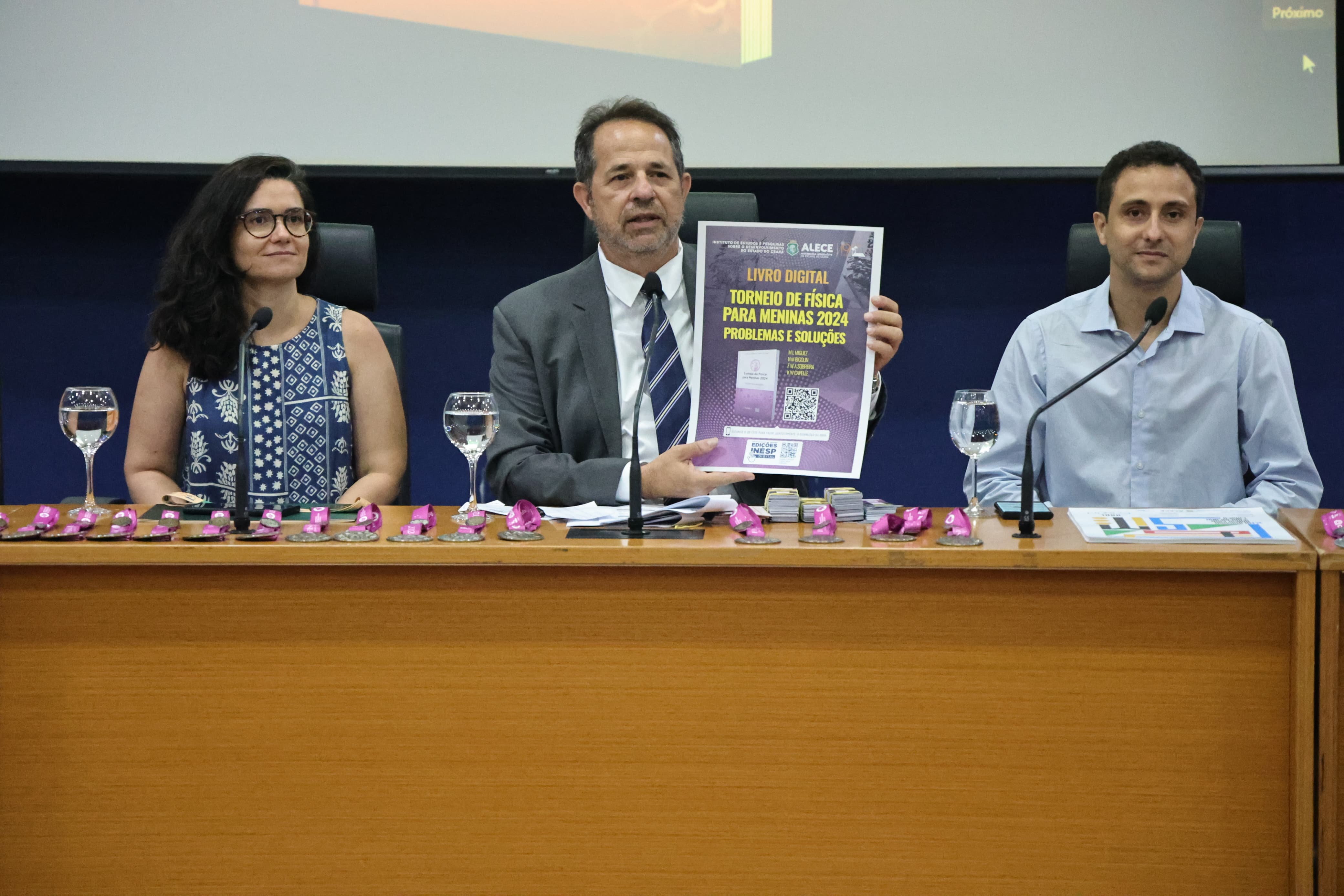 Coordenadora nacional do TFM, Maria Luiza Miguez, diretor executivo do Inesp, João Milton Cunha ecoordenador acadêmico do Torneio, Fernando Wellysson de Alencar.