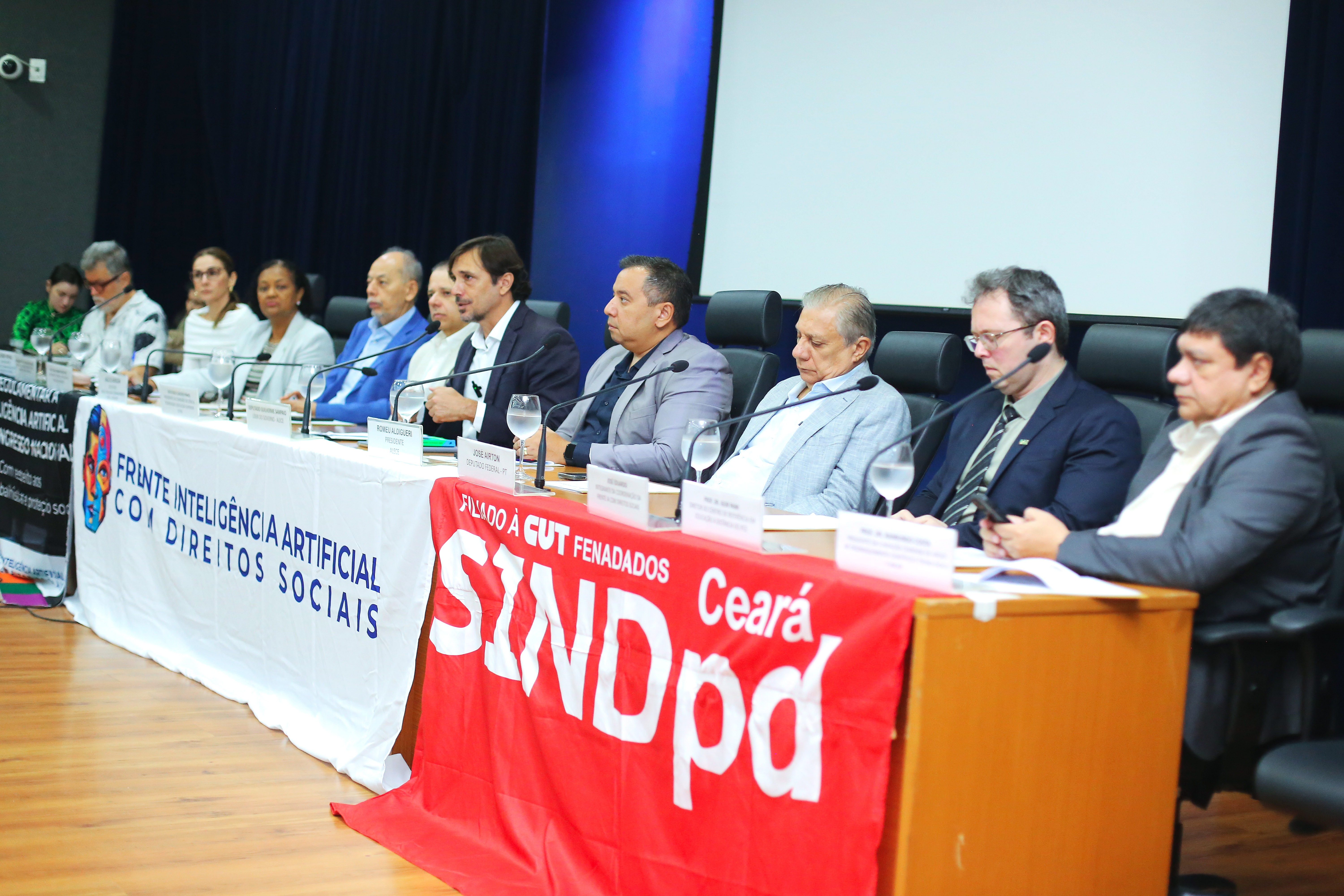 Autoridades estaduais e federais defendem aprovação do marco regulatório da inteligência artificial