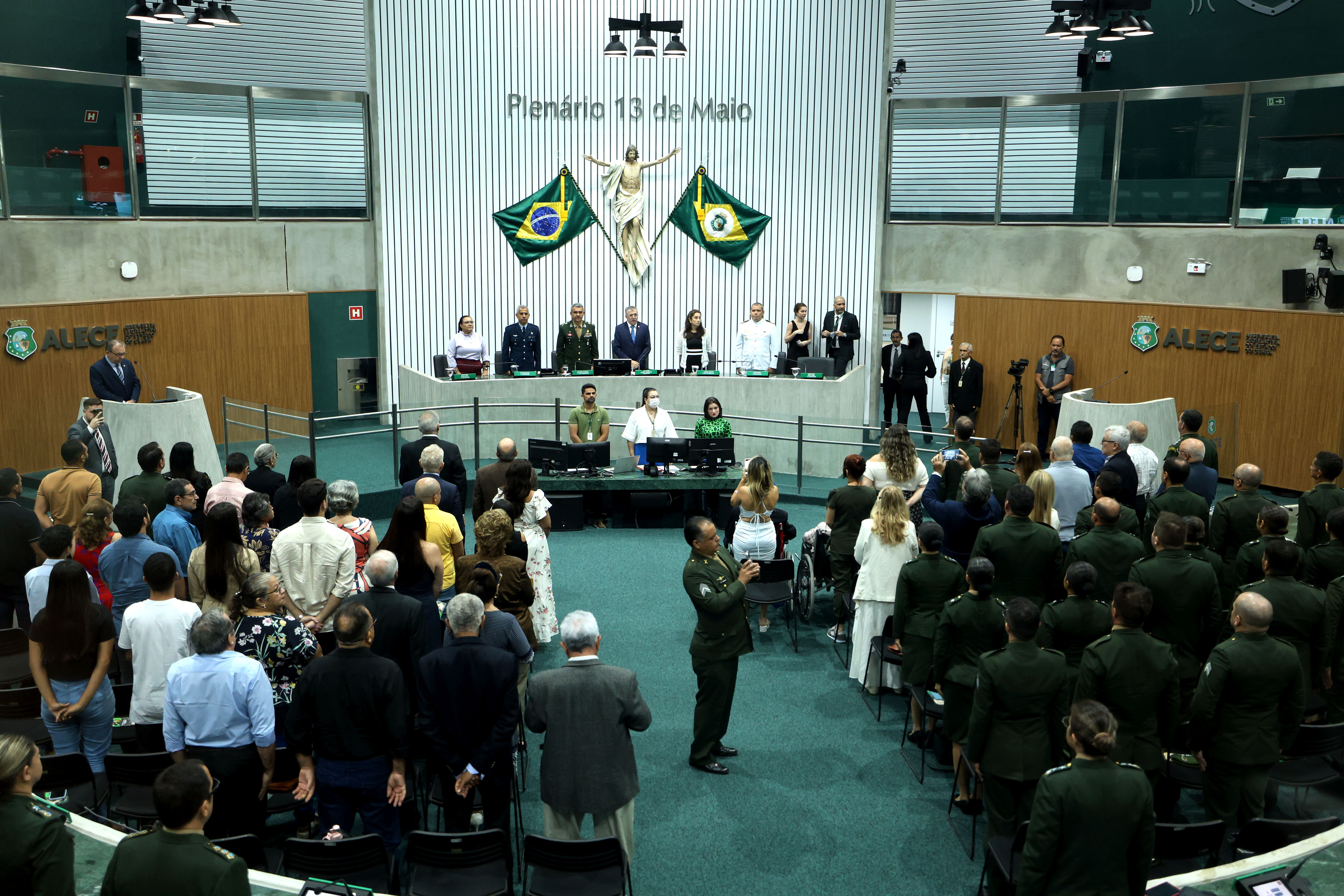 Alece celebra 80 anos da vitória dos Aliados na 2ª Guerra Mundial e homenageia ex-combatentes