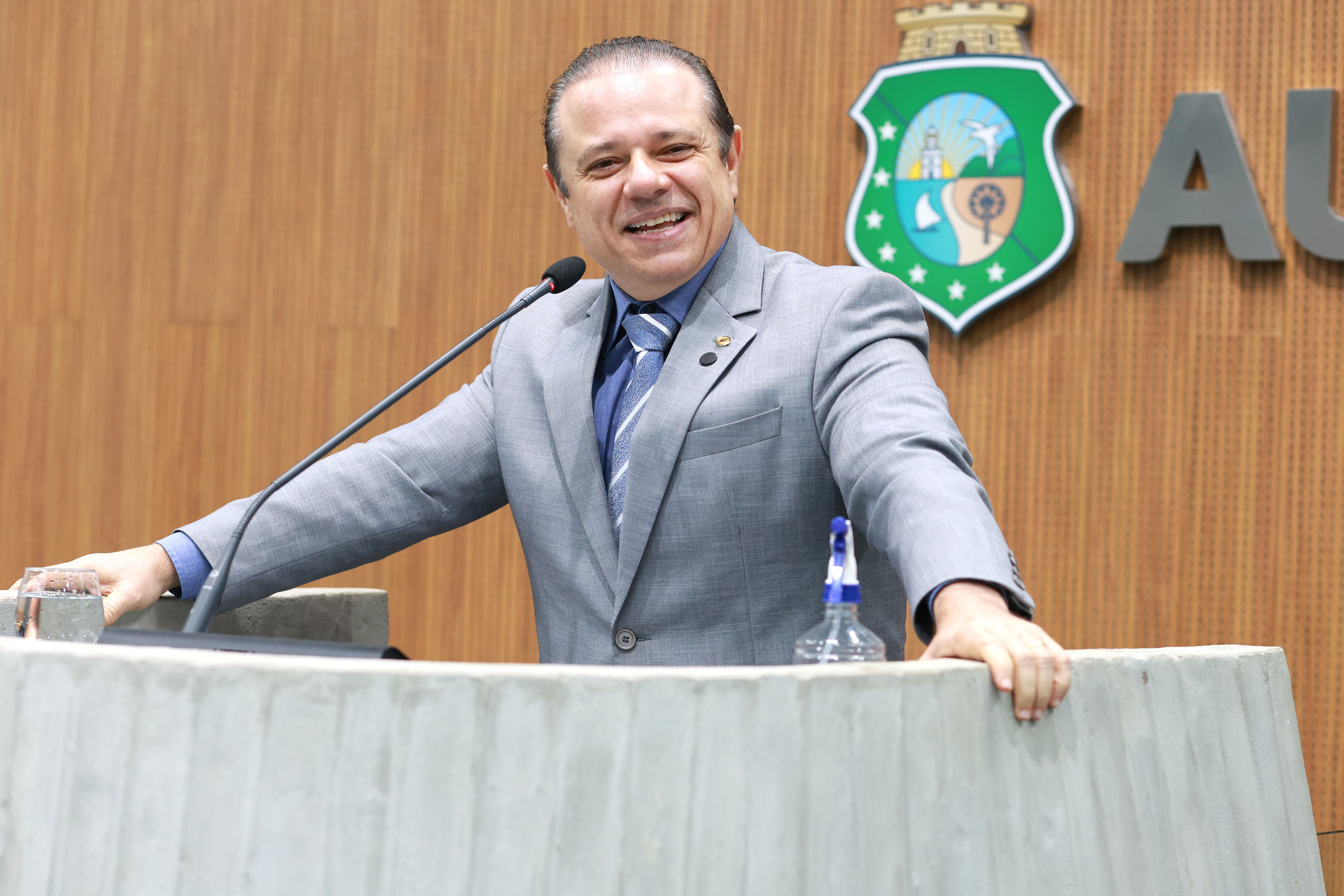 Deputado Cláudio Pinho (PDT)