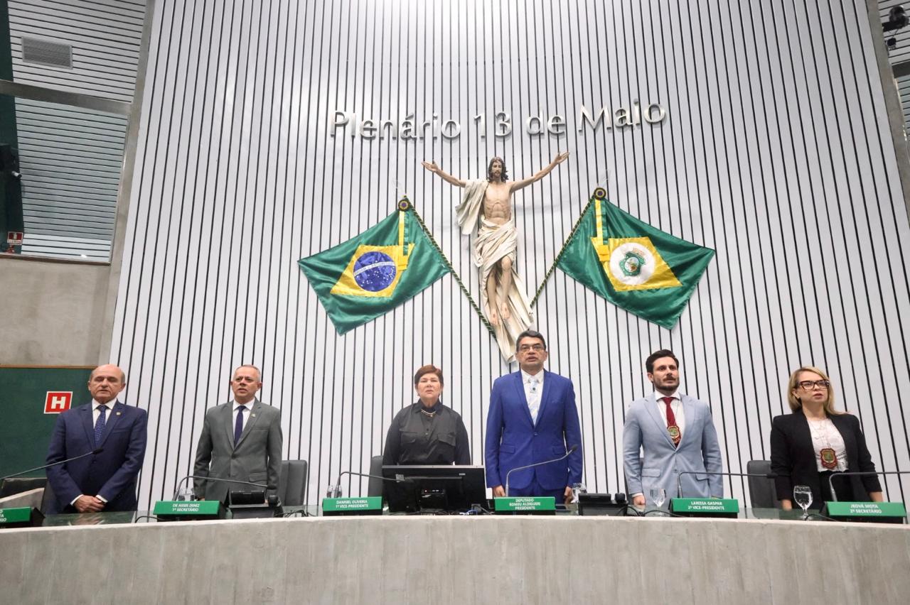 Alece celebra os 217 anos da PCCE e ressalta o papel da instituição para a segurança pública do Estado