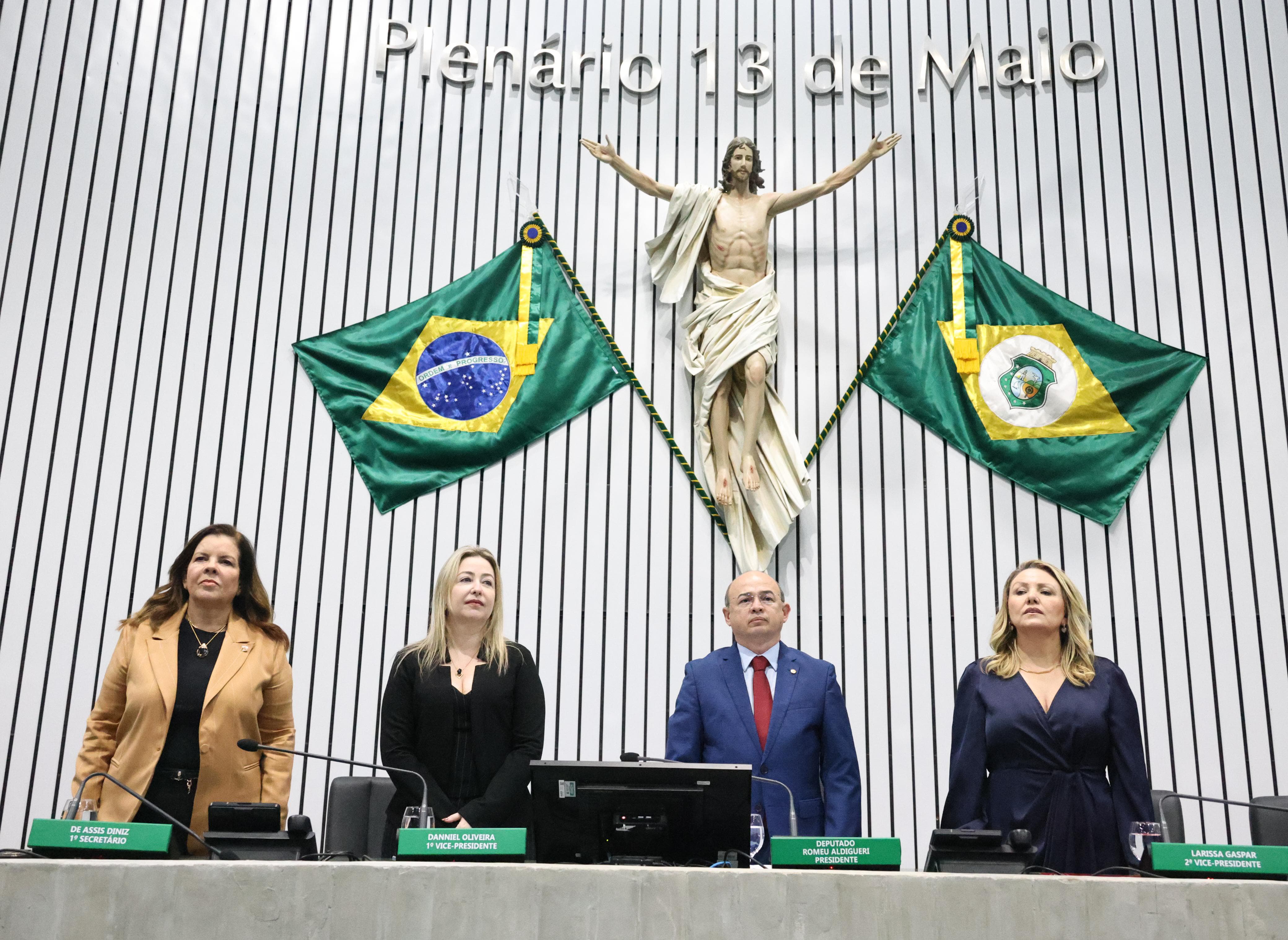 Empresas e profissionais do setor de eventos são homenageados na Alece