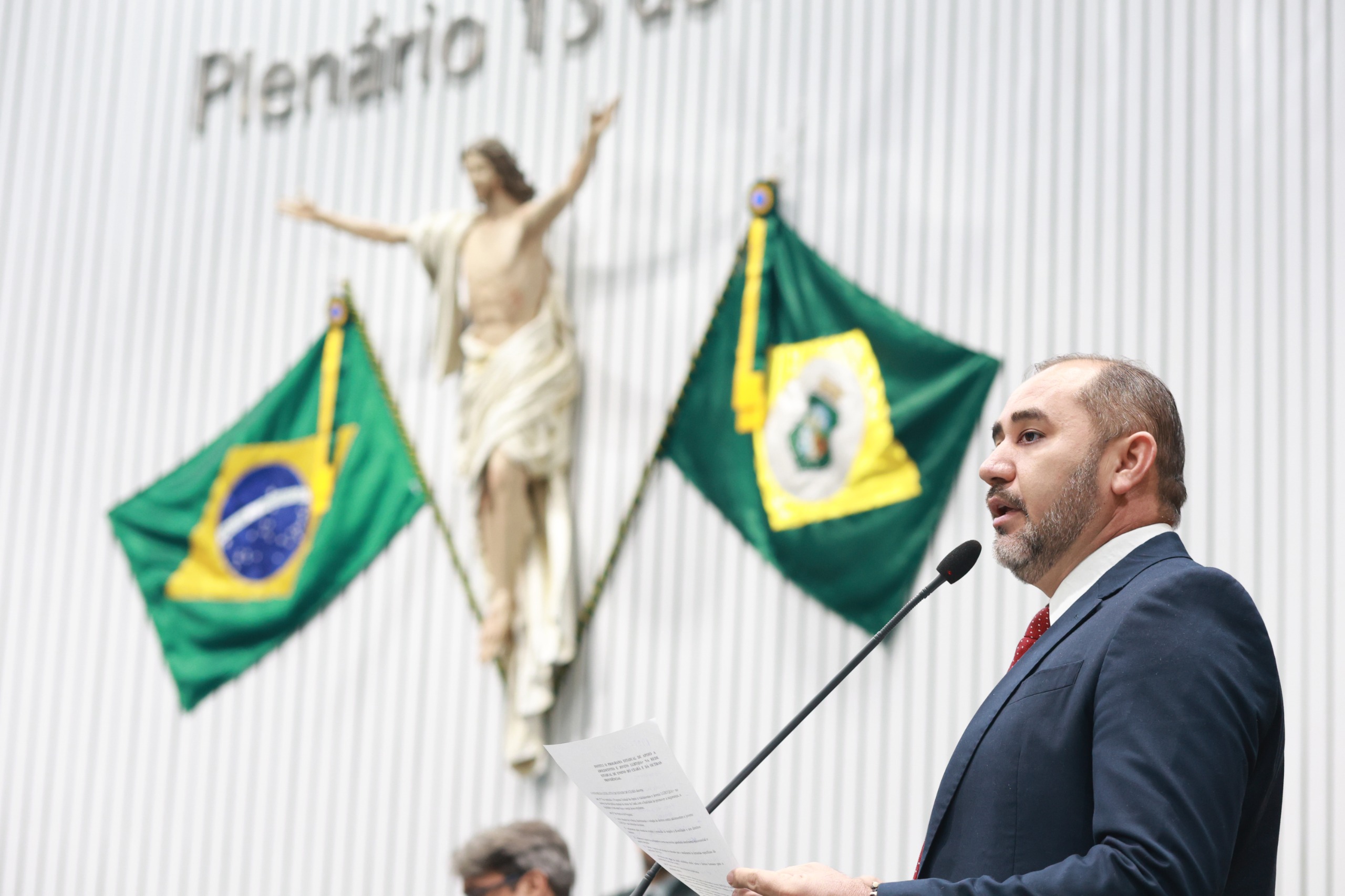 Plenário aprova licença de 120 dias para a deputada Dra. Silvana
