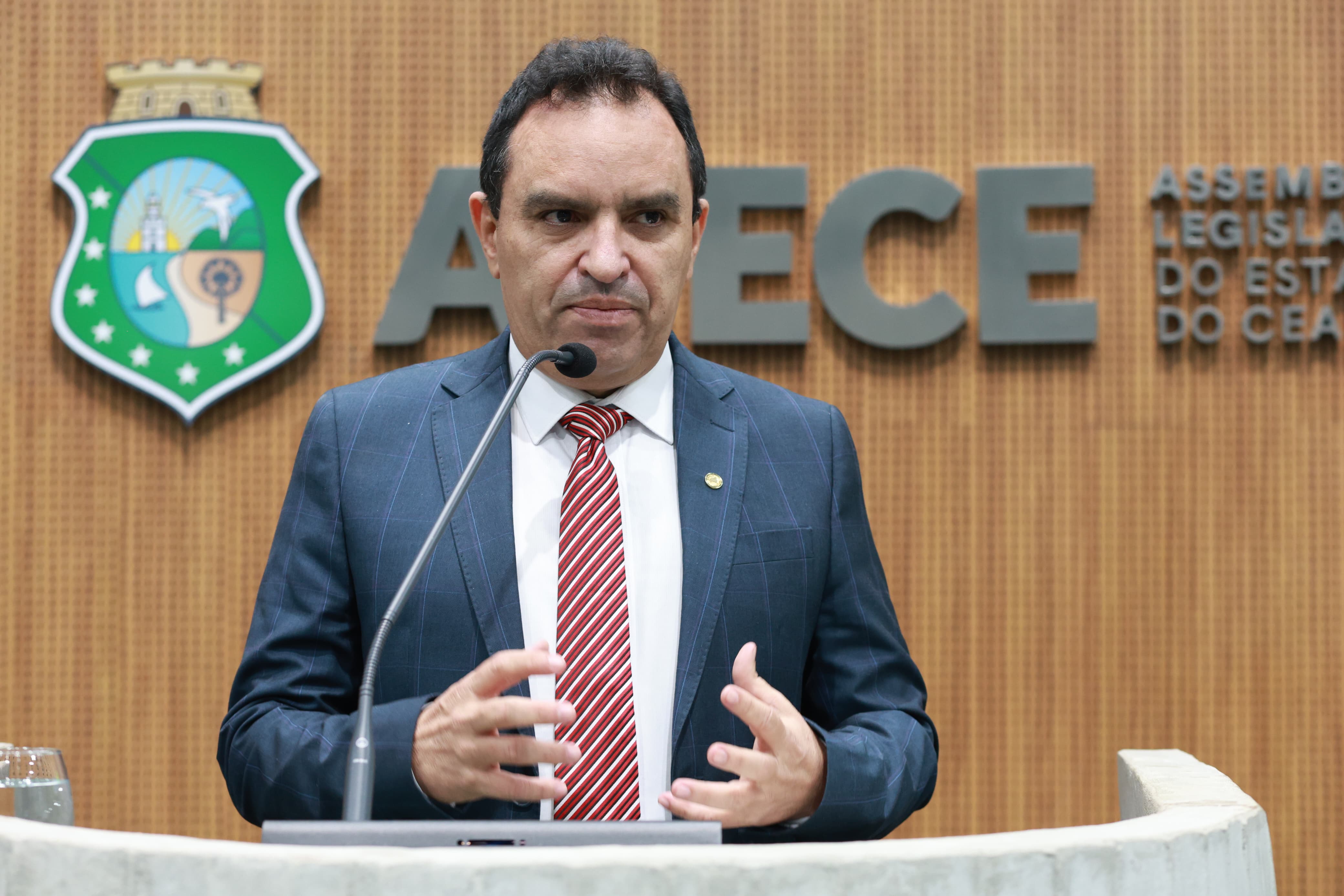 Deputado Pedro Lobo (PT)