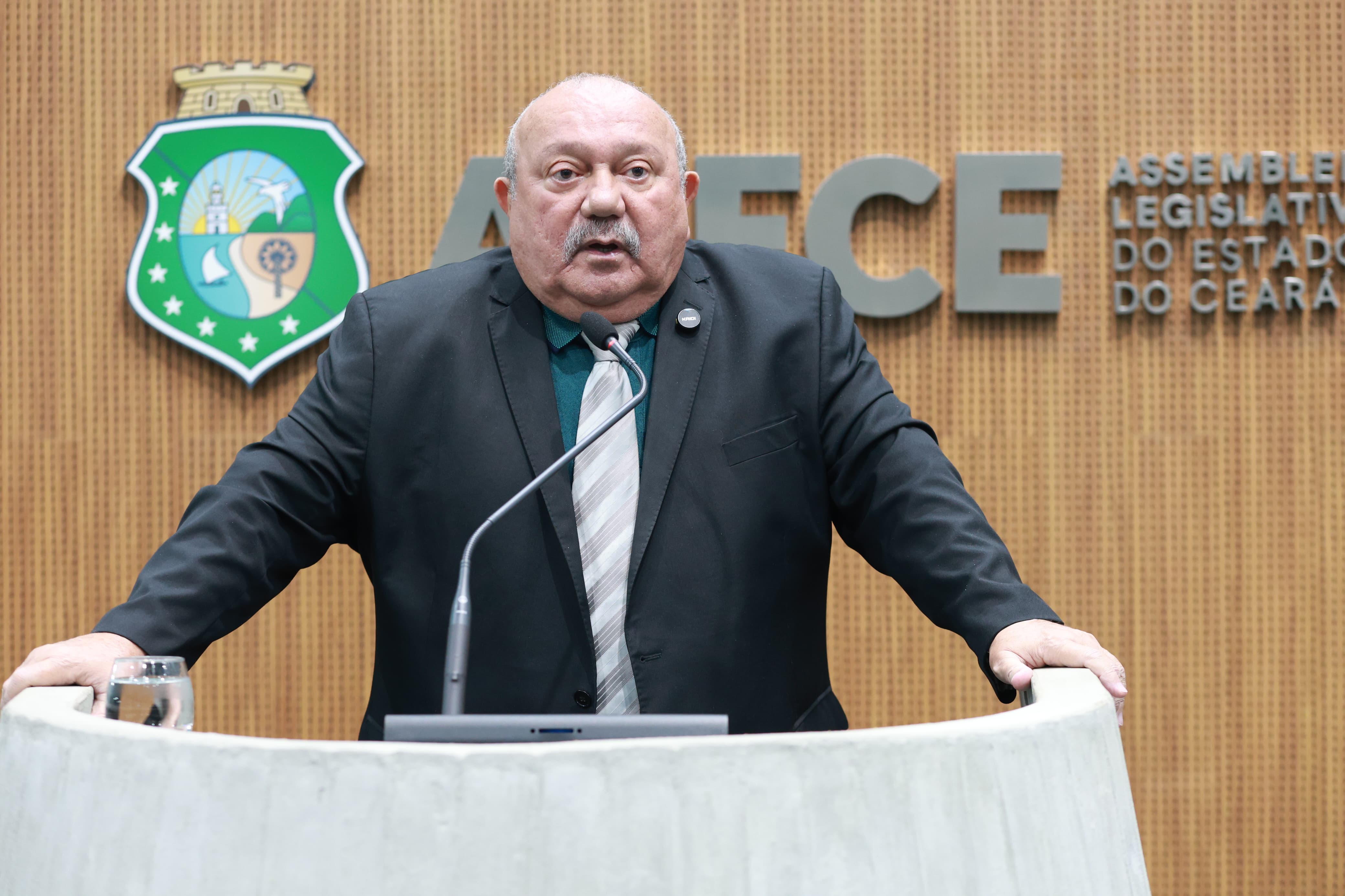 Deputado Fernando Hugo (PSD)