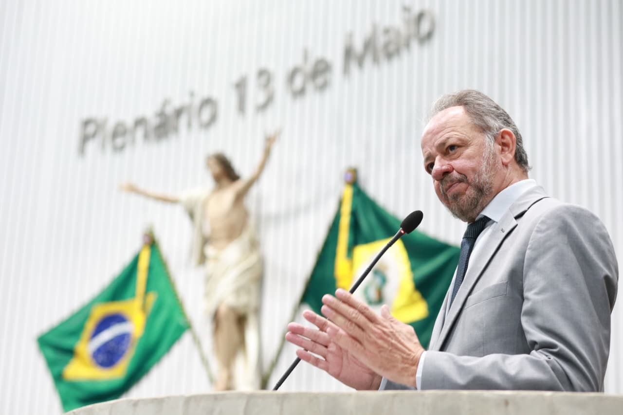 Deputado Acrísio Sena (PT)