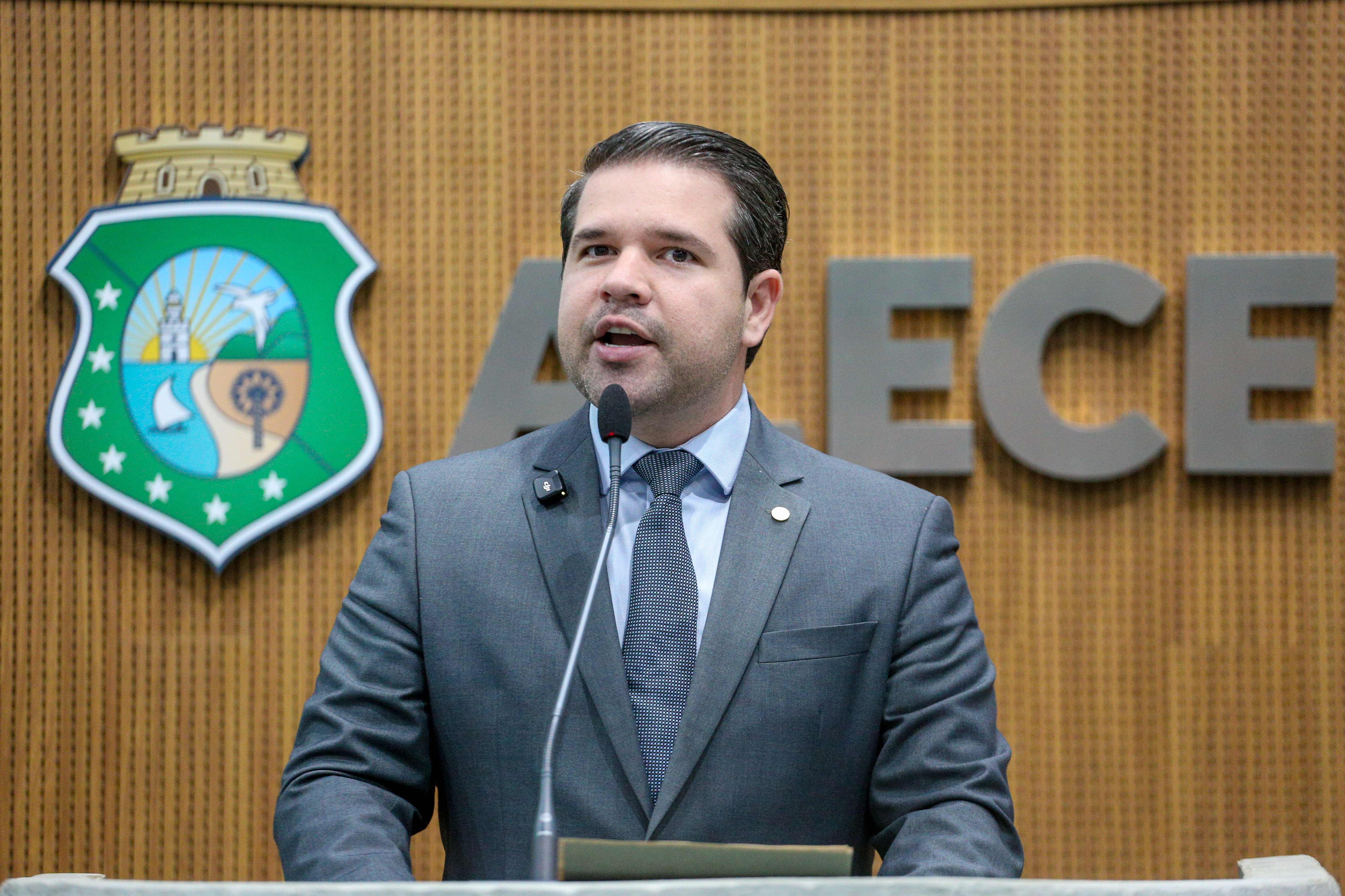 Deputado Bruno Pedrosa (PT)