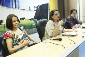 Pesquisa de vacina contra dengue é apresentada na Assembleia Legislativa