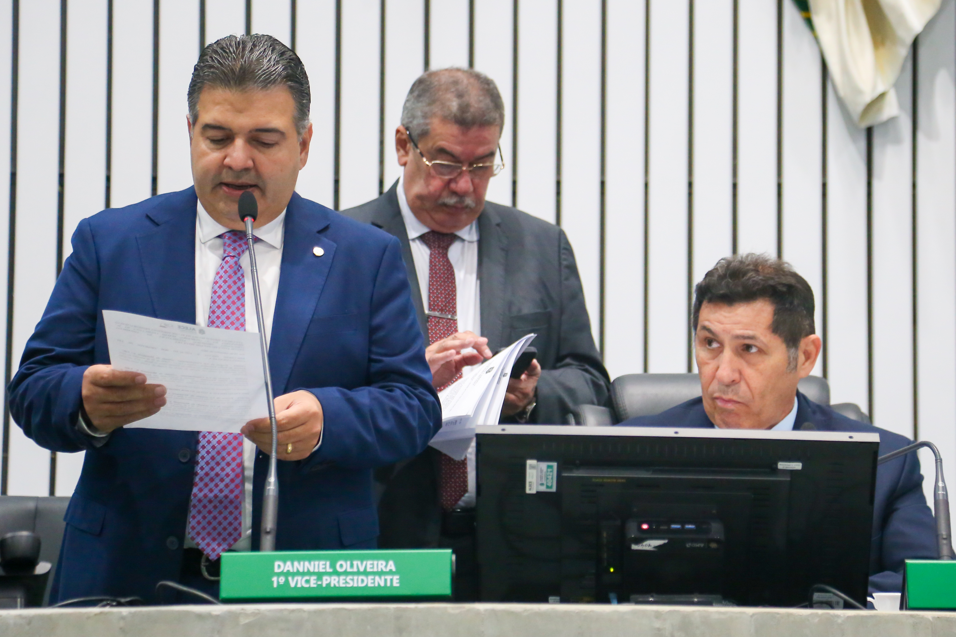 Votação ocorreu durante a sessão plenária desta terça-feira (16/09)