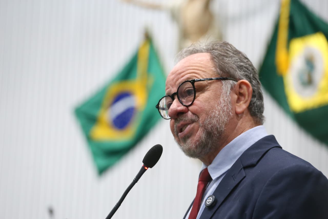 Deputado Acrísio Sena (PT)