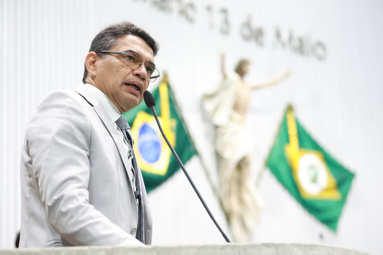 Deputado Sargento Reginauro (União)