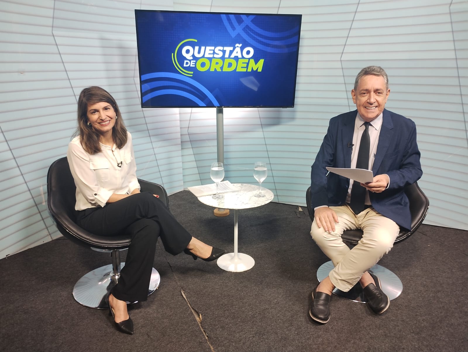 Professora Carolina Quixadá e Renato Abreu