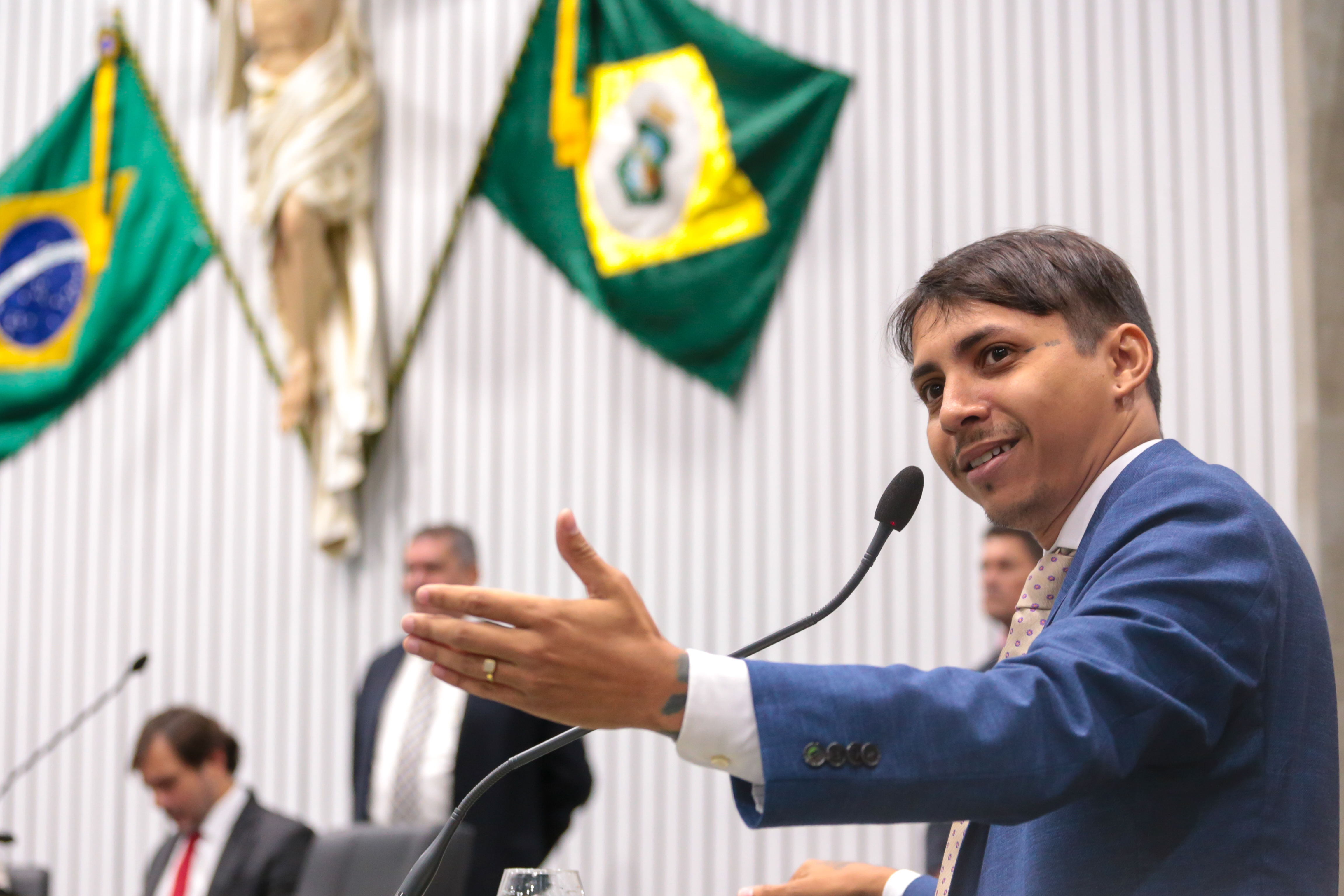 Deputado Léo Suricate (Psol)