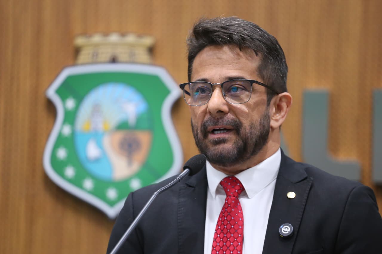 Deputado Apóstolo Luiz Henrique (Republicanos)