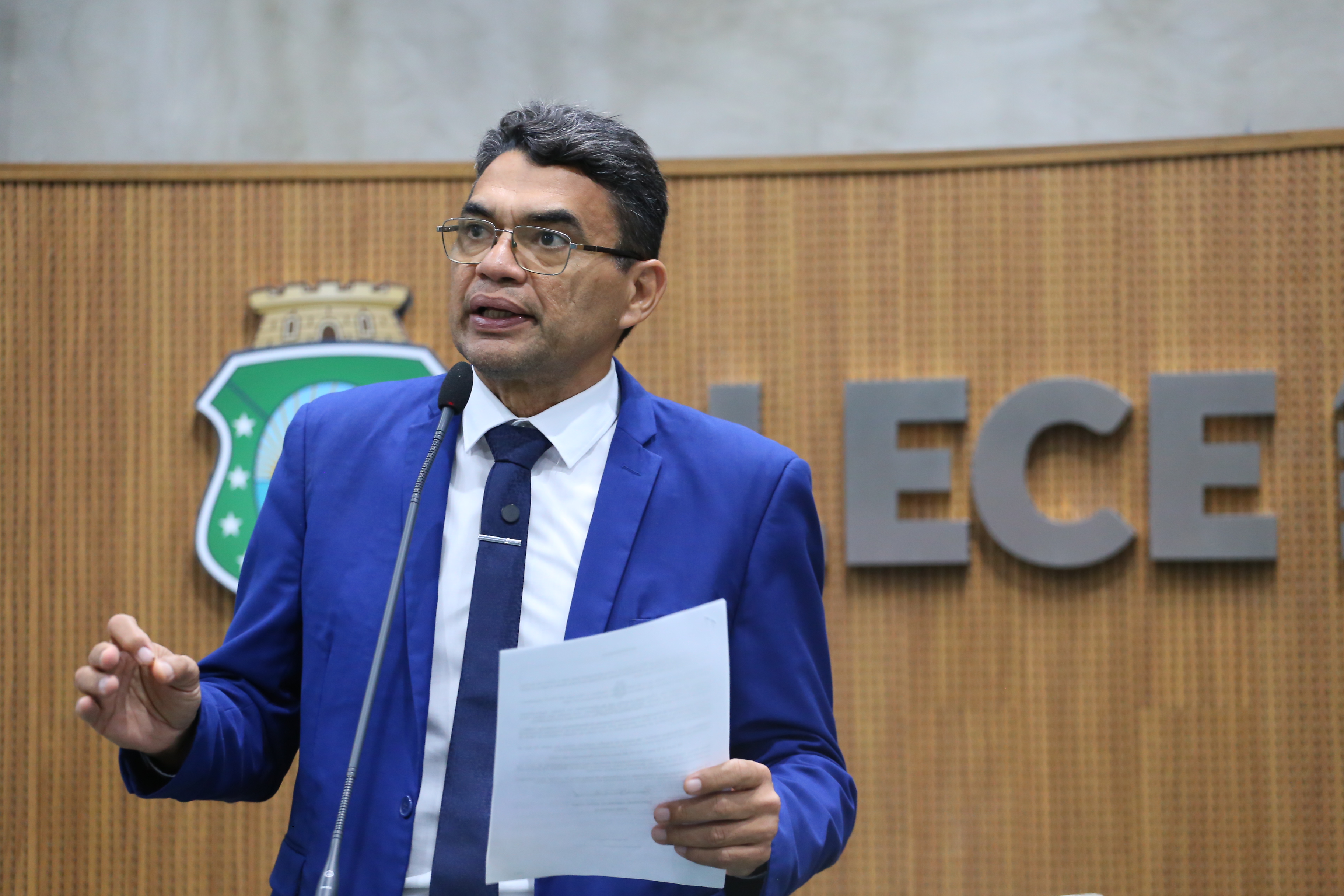 Sargento Reginauro cobra atualização do auxílio-alimentação para policiais e bombeiros