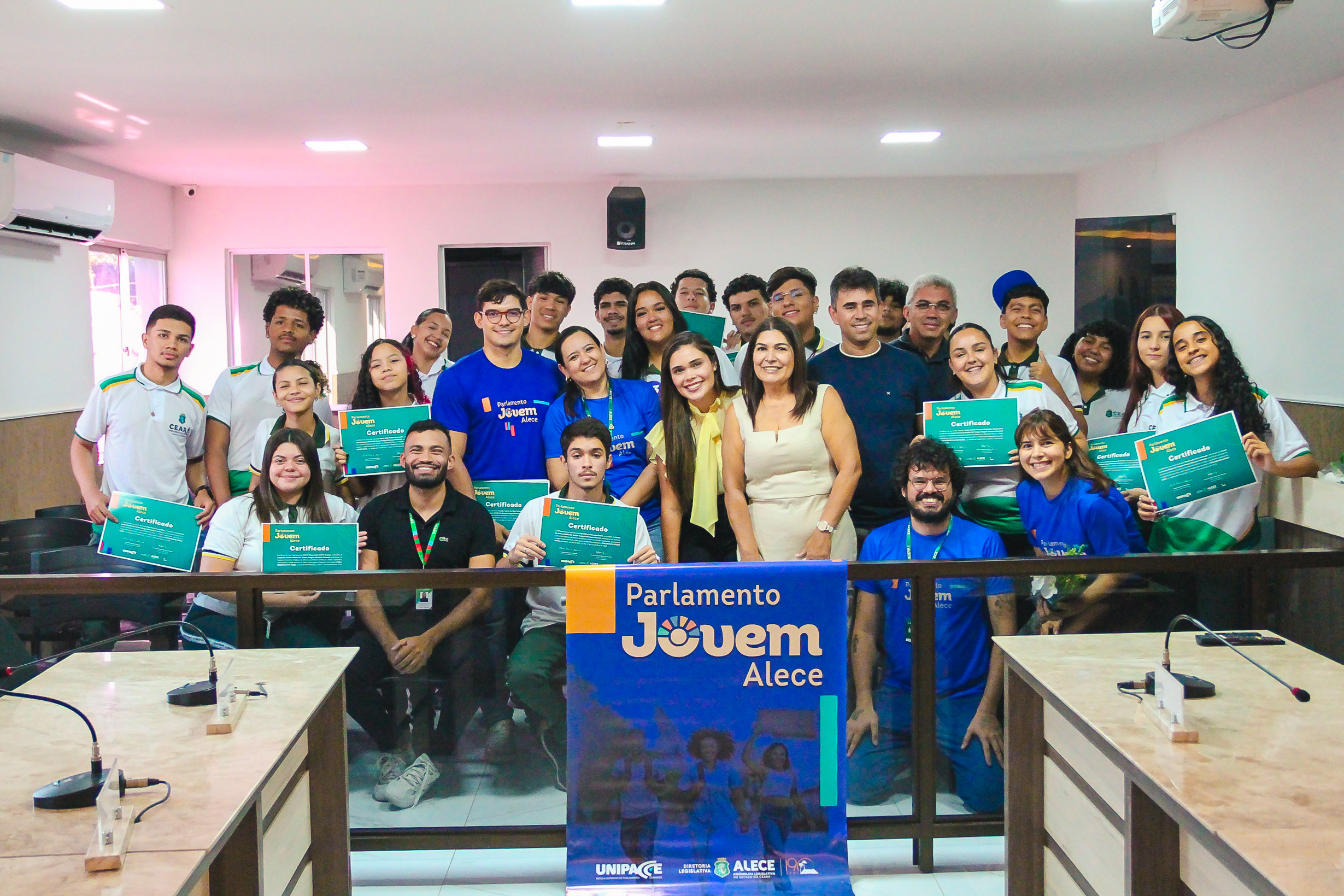 Edição do Parlamento Jovem em Pacoti fortalece educação política entre estudantes