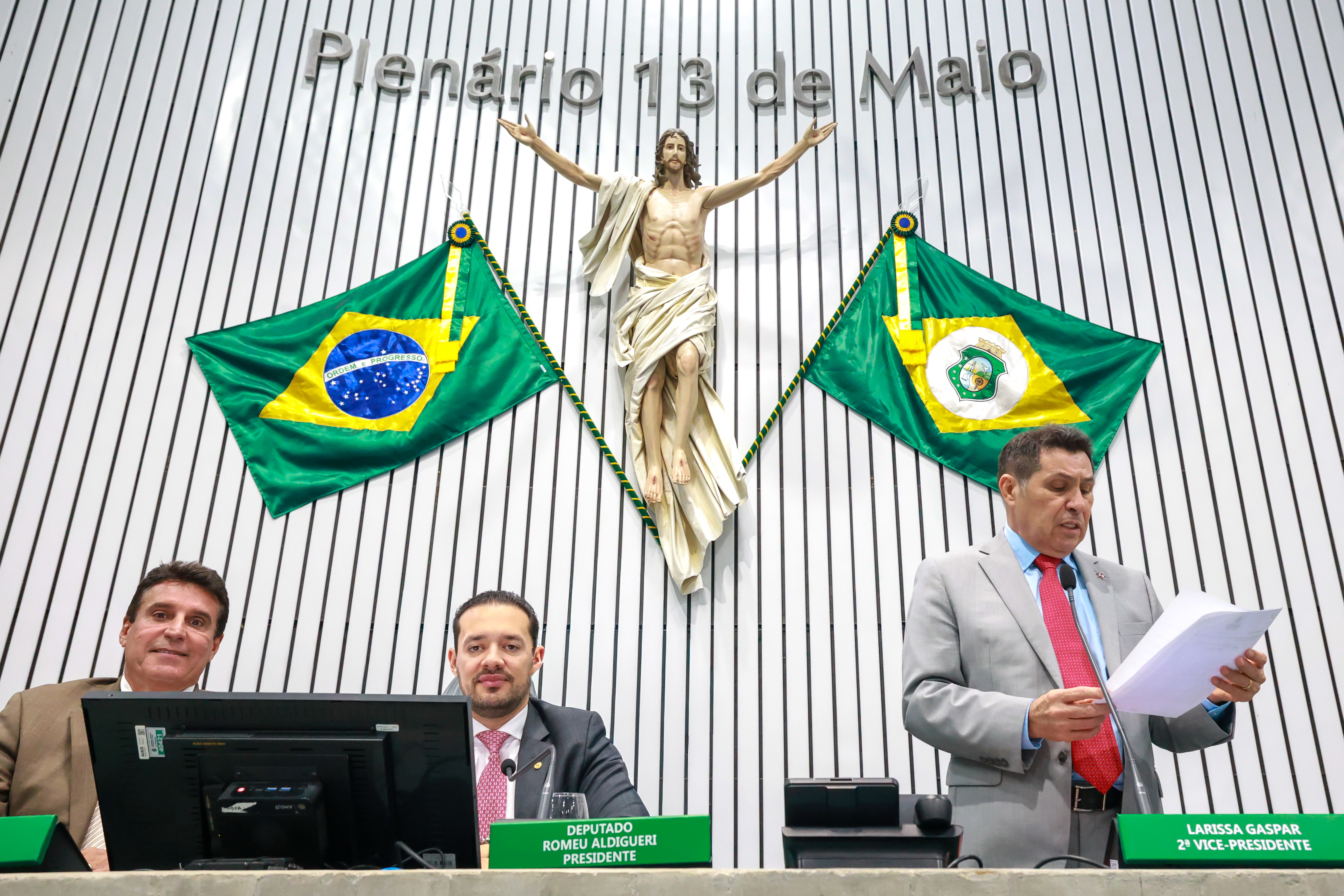 Alece aprova programa estadual de formação cidadã e protagonismo jovem