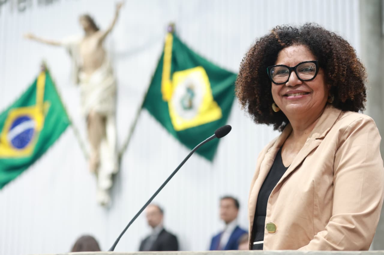 Deputada Professora Zuleide (Psol)