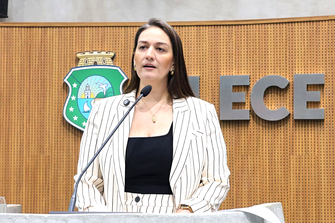 Deputada Luana Régia (Cidadania)