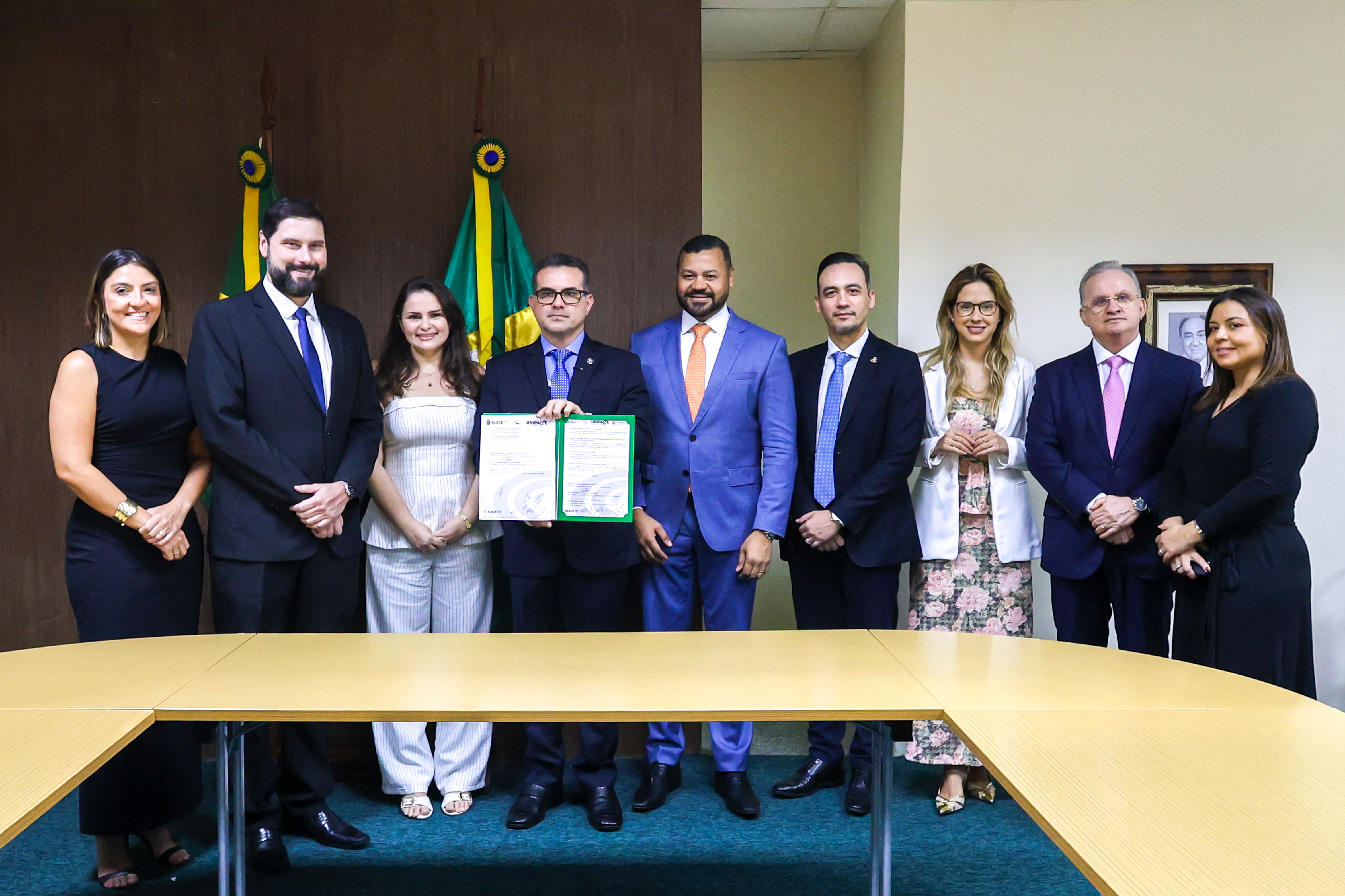 Alece e Abradep firmam parceria para fortalecer formação em direito eleitoral