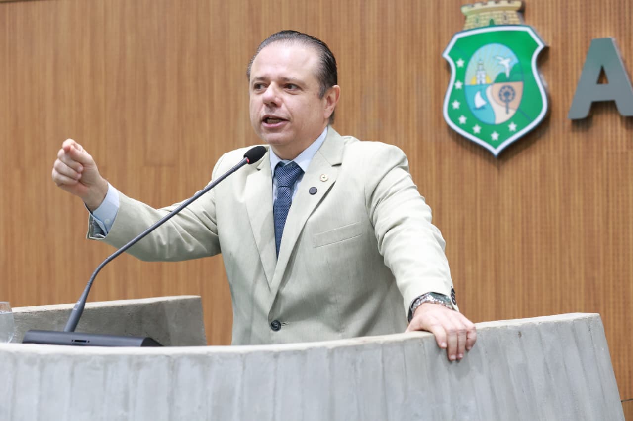 Deputado Cláudio Pinho (PDT)