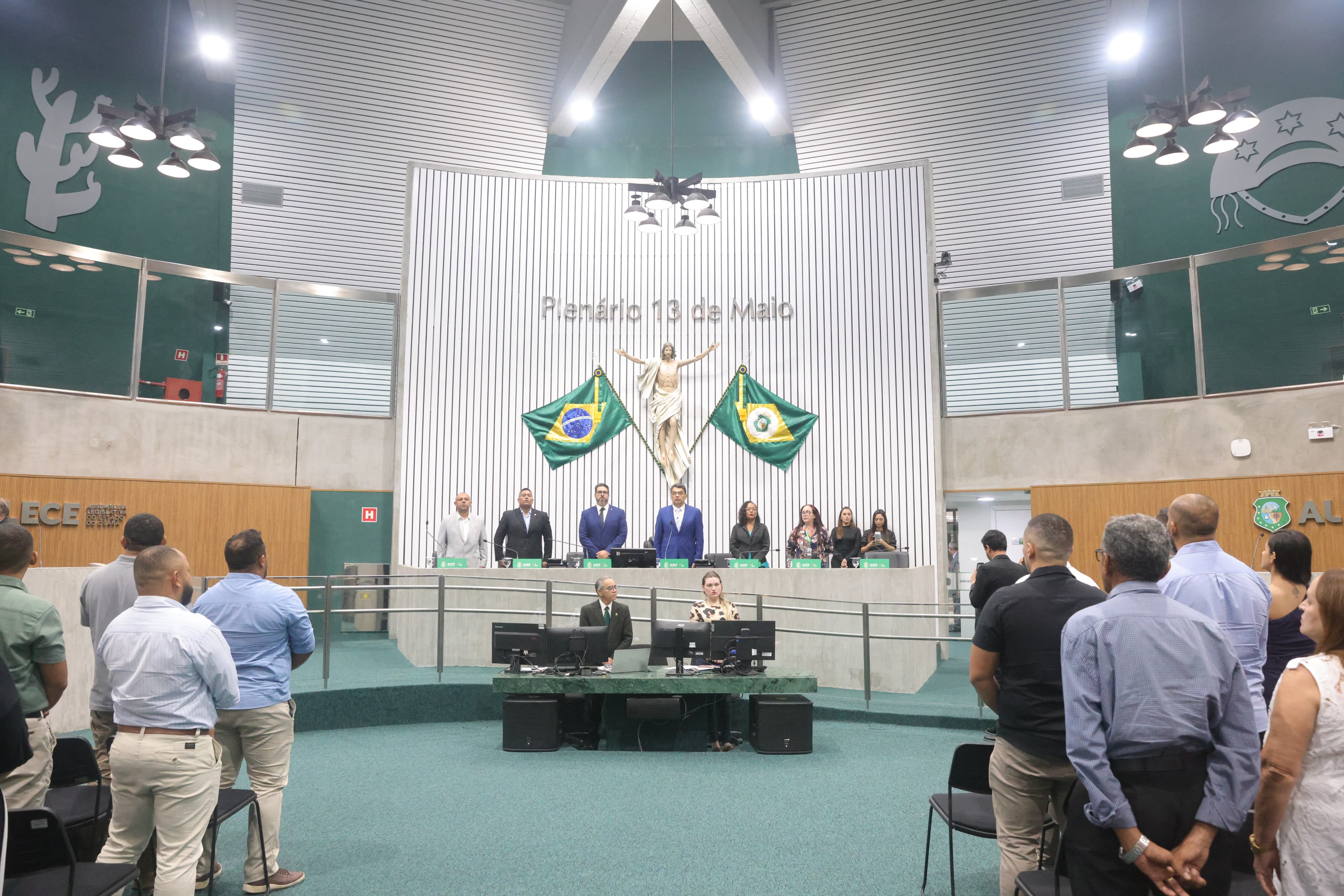 Diversas homenagens foram feitas a pessoas que contribuem com o sistema socioeducativo do Ceará