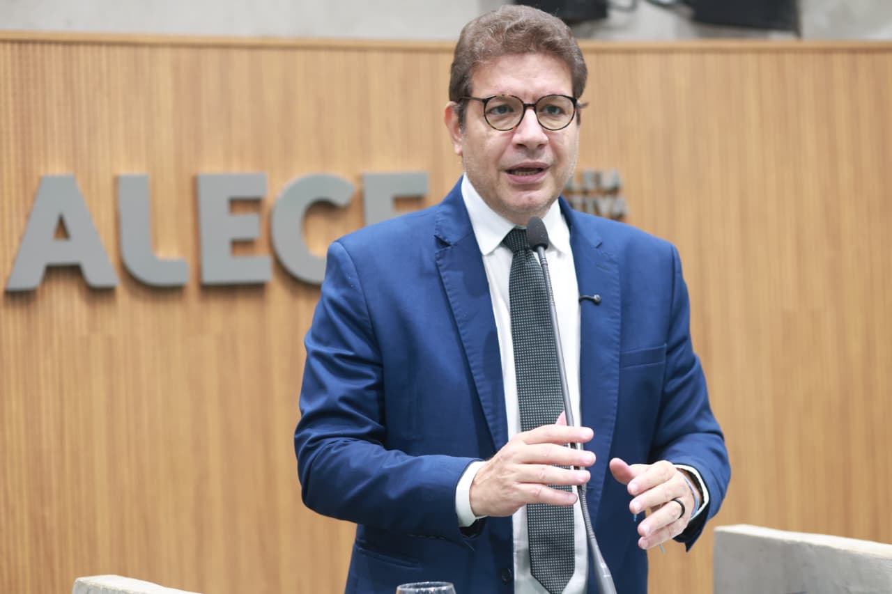 Deputado Renato Roseno (Psol)