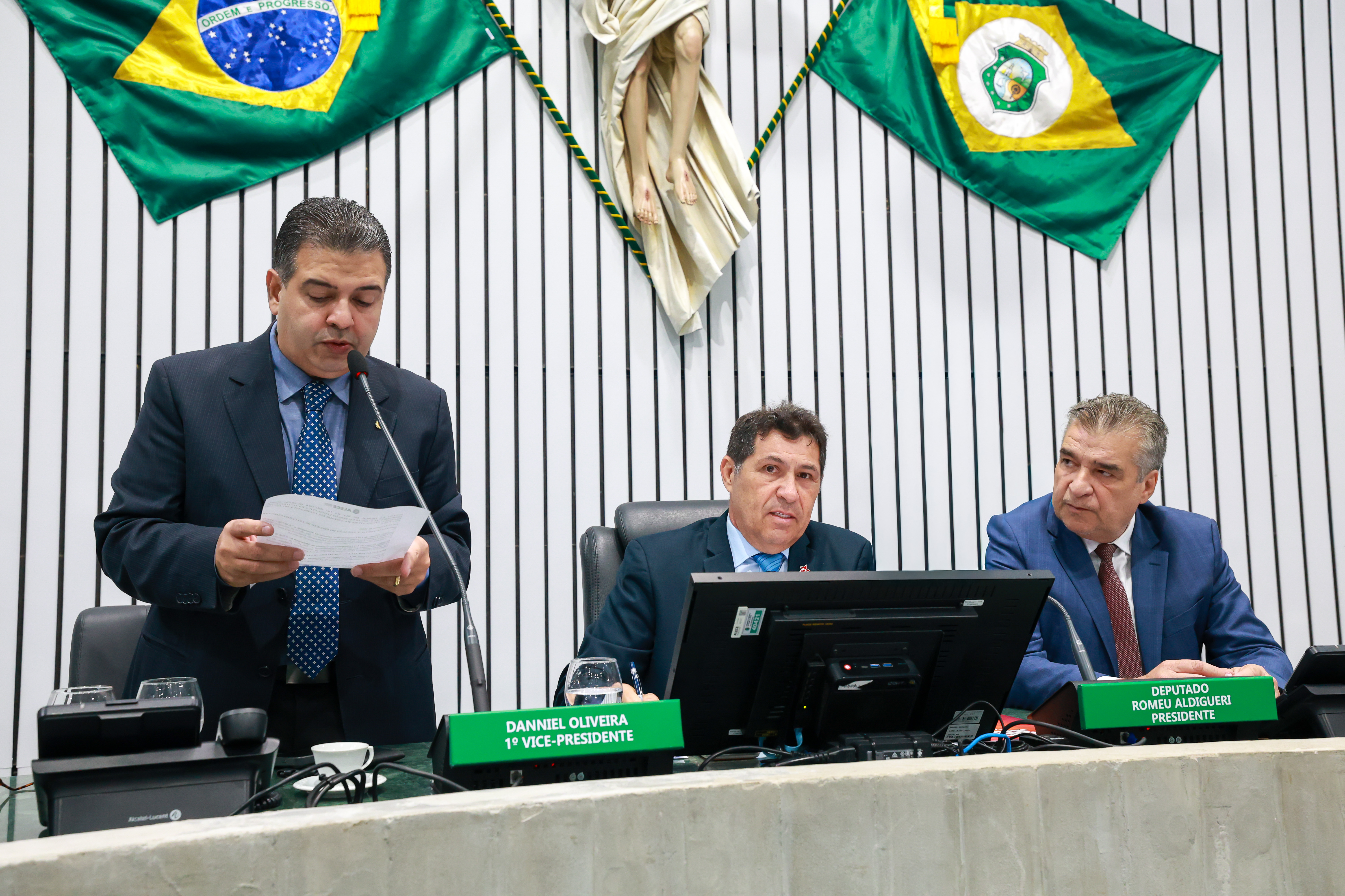 Plenário 13 de Maio