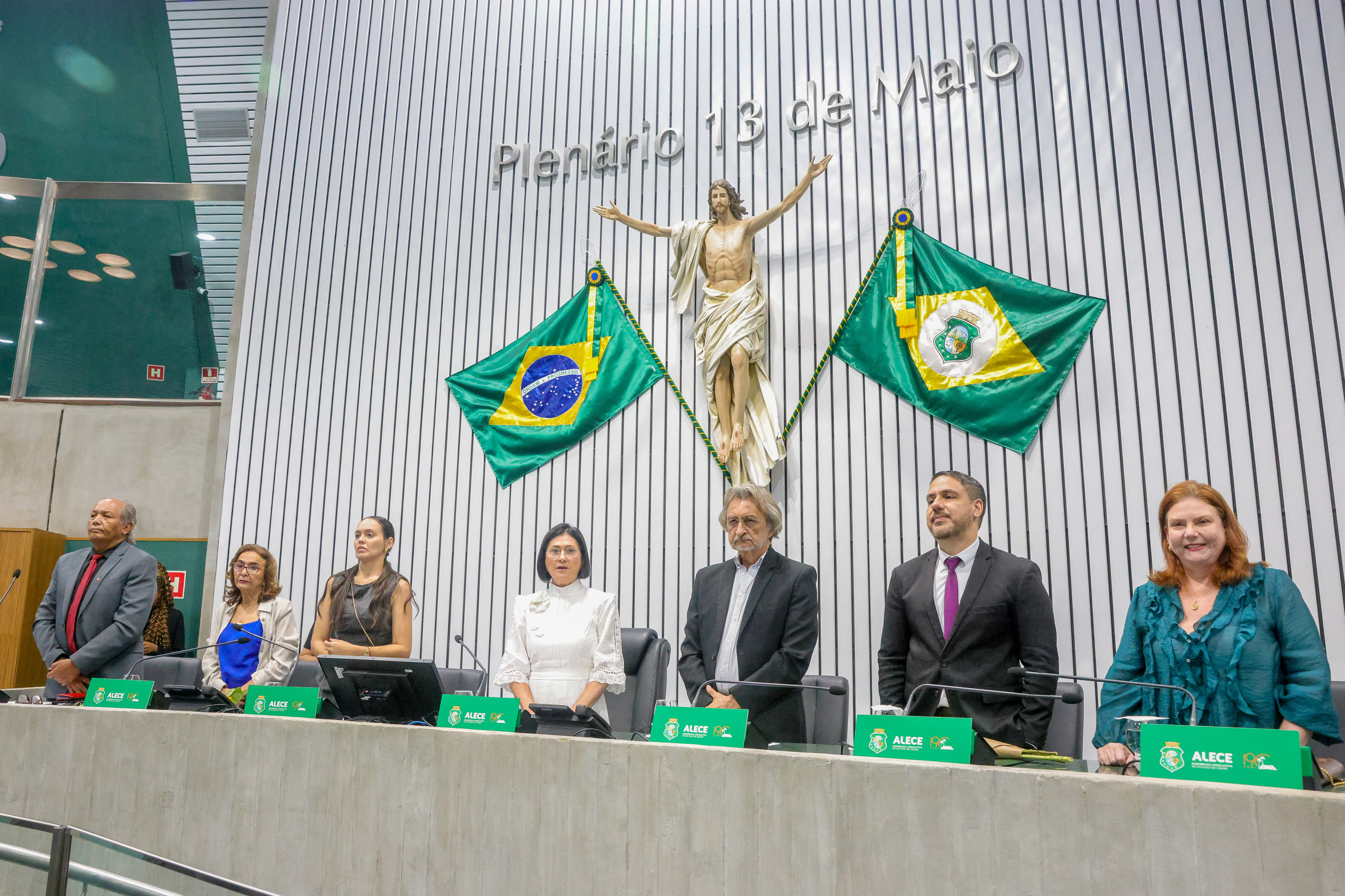 Sessão solene em alusão a Fevereiro Roxo conscientiza sobre doenças raras e destaca combate ao preconceito