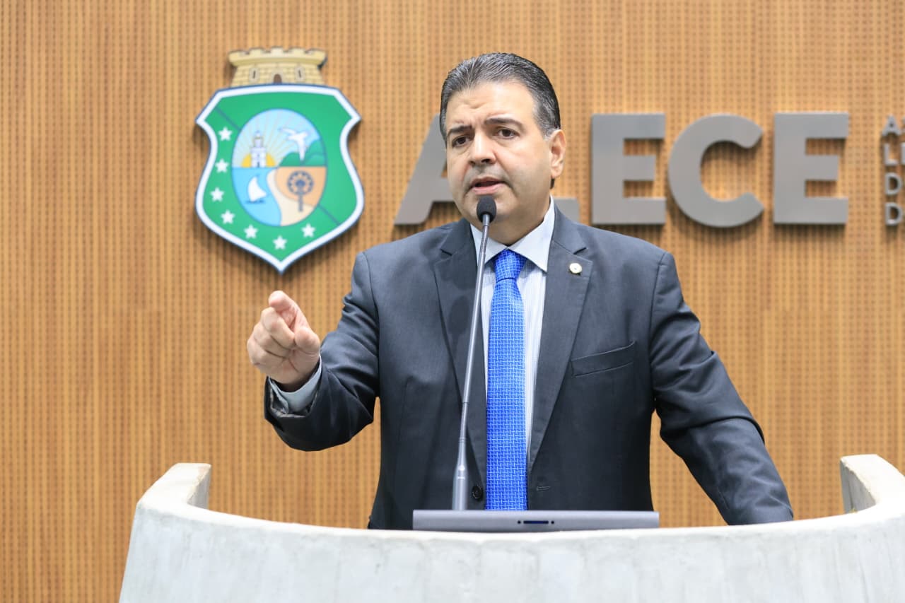Deputado Felipe Mota (União)
