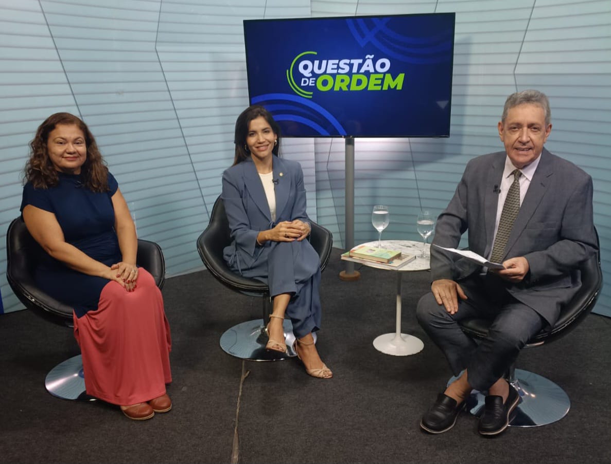 Violeta Maria de Siqueira Holanda, Yelena Paes Galindo e Renato Abreu