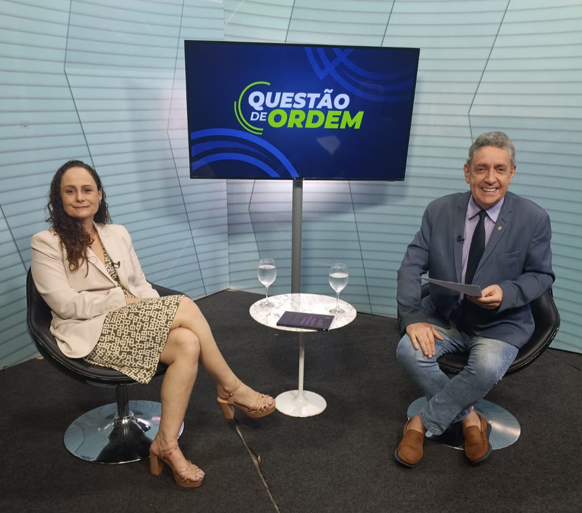 Juíza Deborah Guarines e Renato Abreu