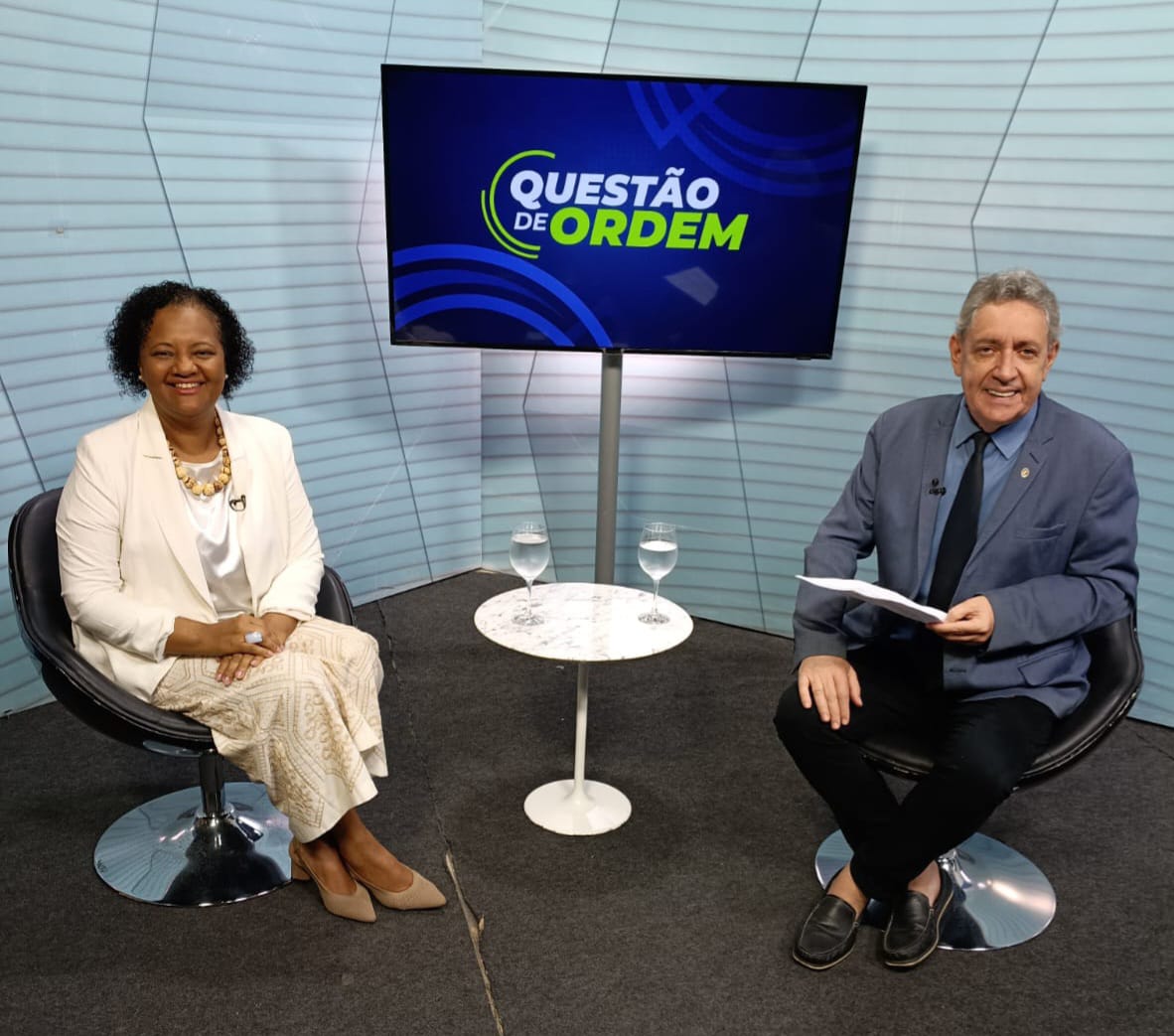 Secretária Sandra Monteiro e Renato Abreu