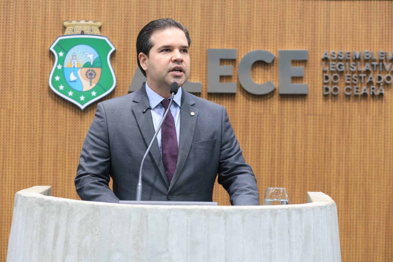 Deputado Bruno Pedrosa (PT)