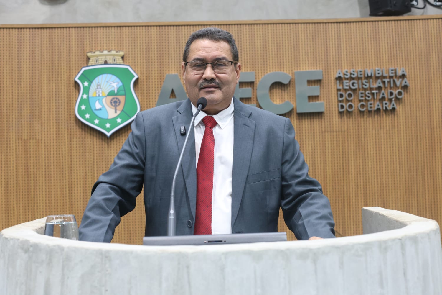O deputado Moisés Braz (PT) faz balanço de sua gestão frente à SDA.