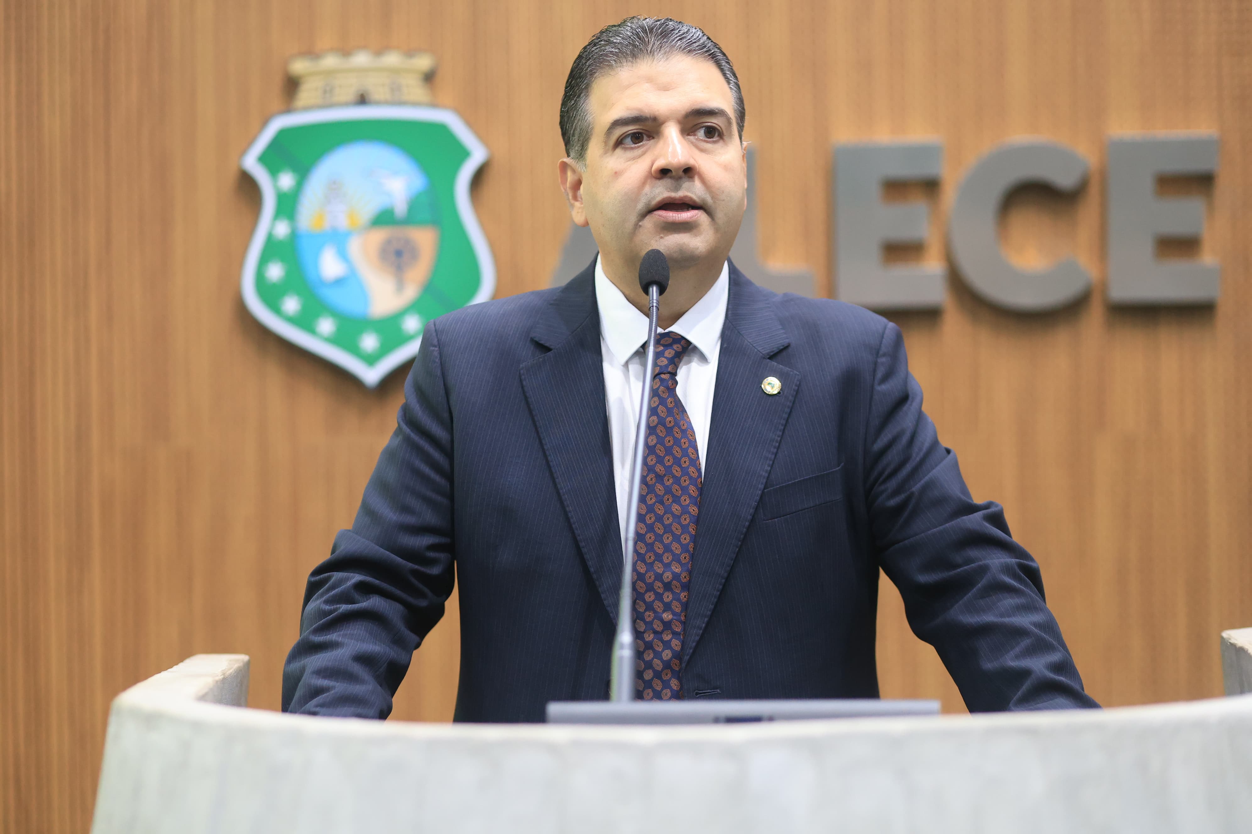 Deputado Felipe Mota (PSDB)