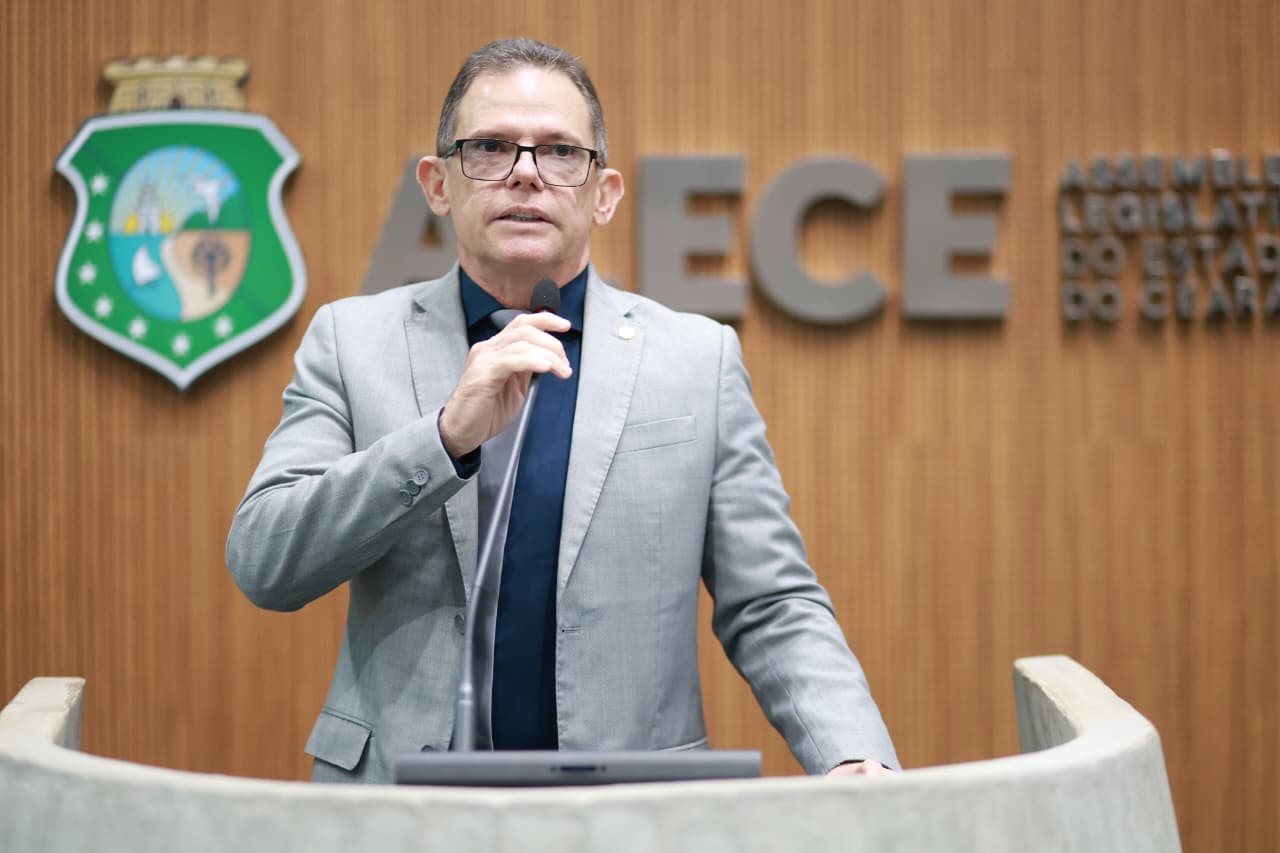 Deputado Lucinildo Frota (PL)