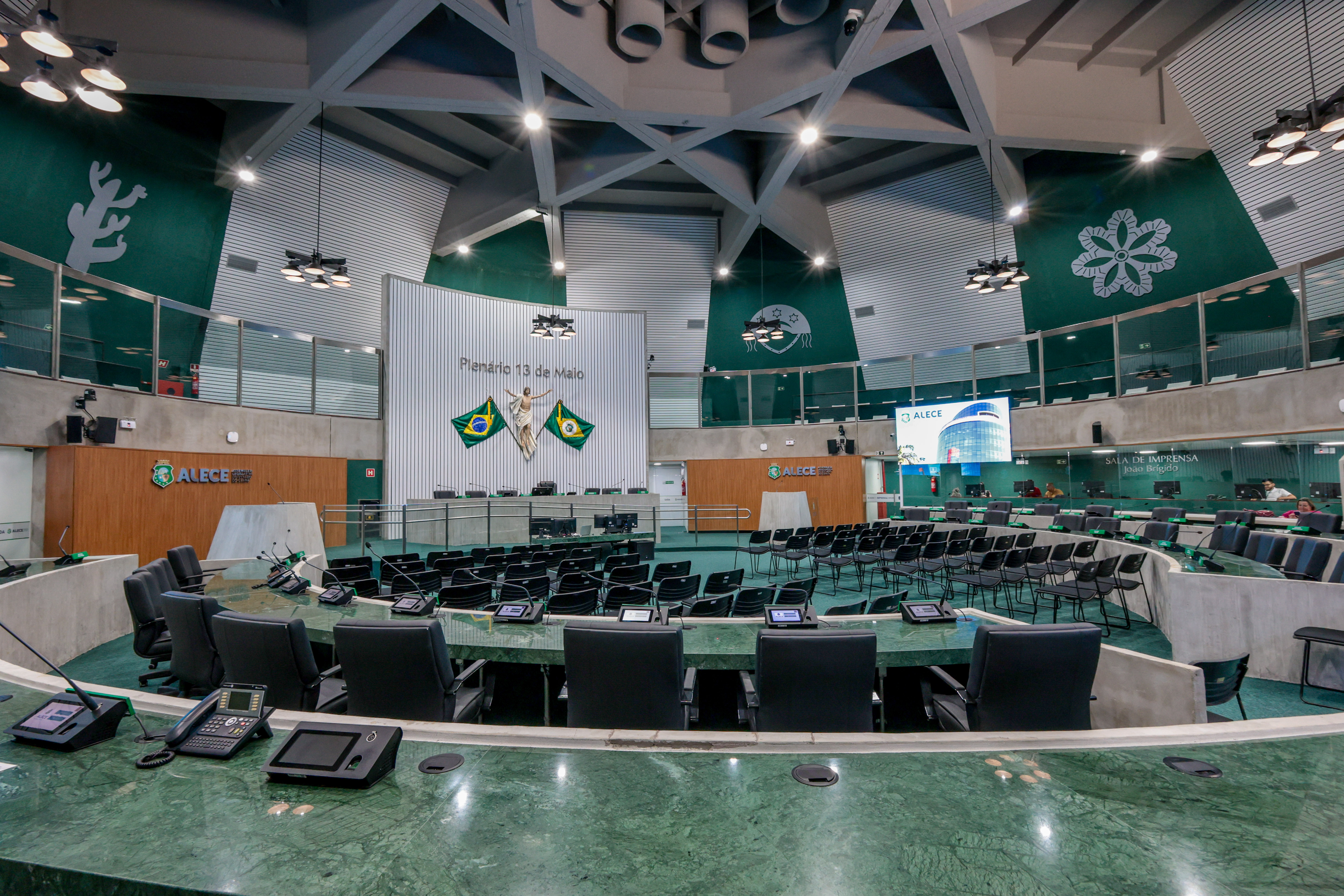 Sessão solene homenageia profissionais de destaque da Segurança Pública do Ceará