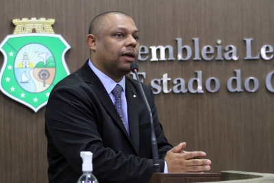 Noélio critica criação de delegacia de repressão a crimes racial, religioso e sexual
